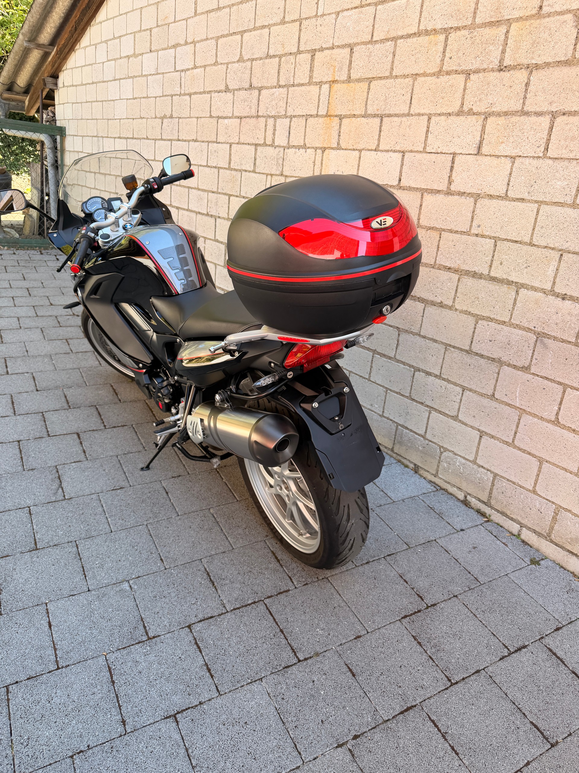BMW F 800 GT-image-5