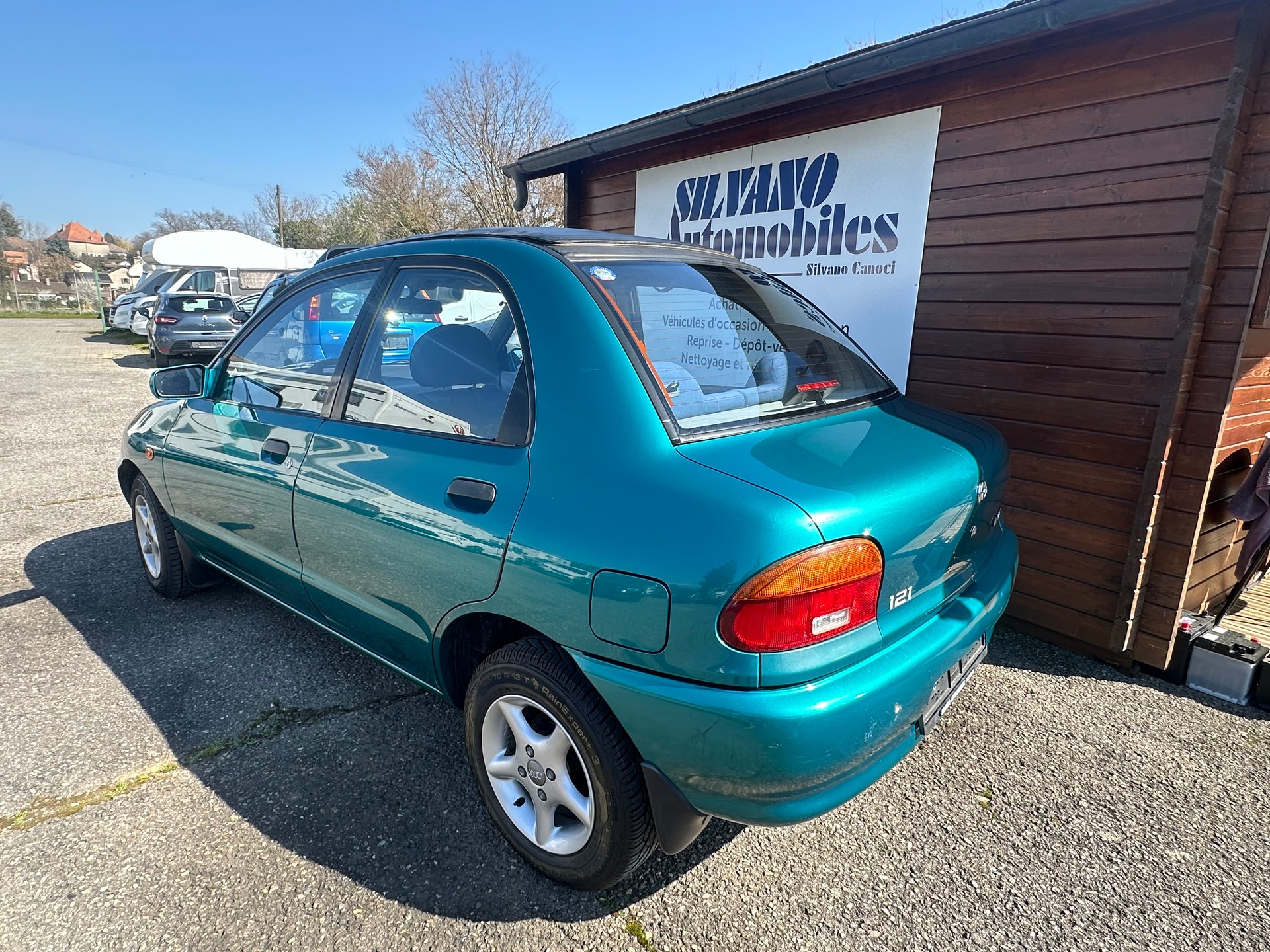 MAZDA 121 1.3i-16 C.Top Rainbow-image-5