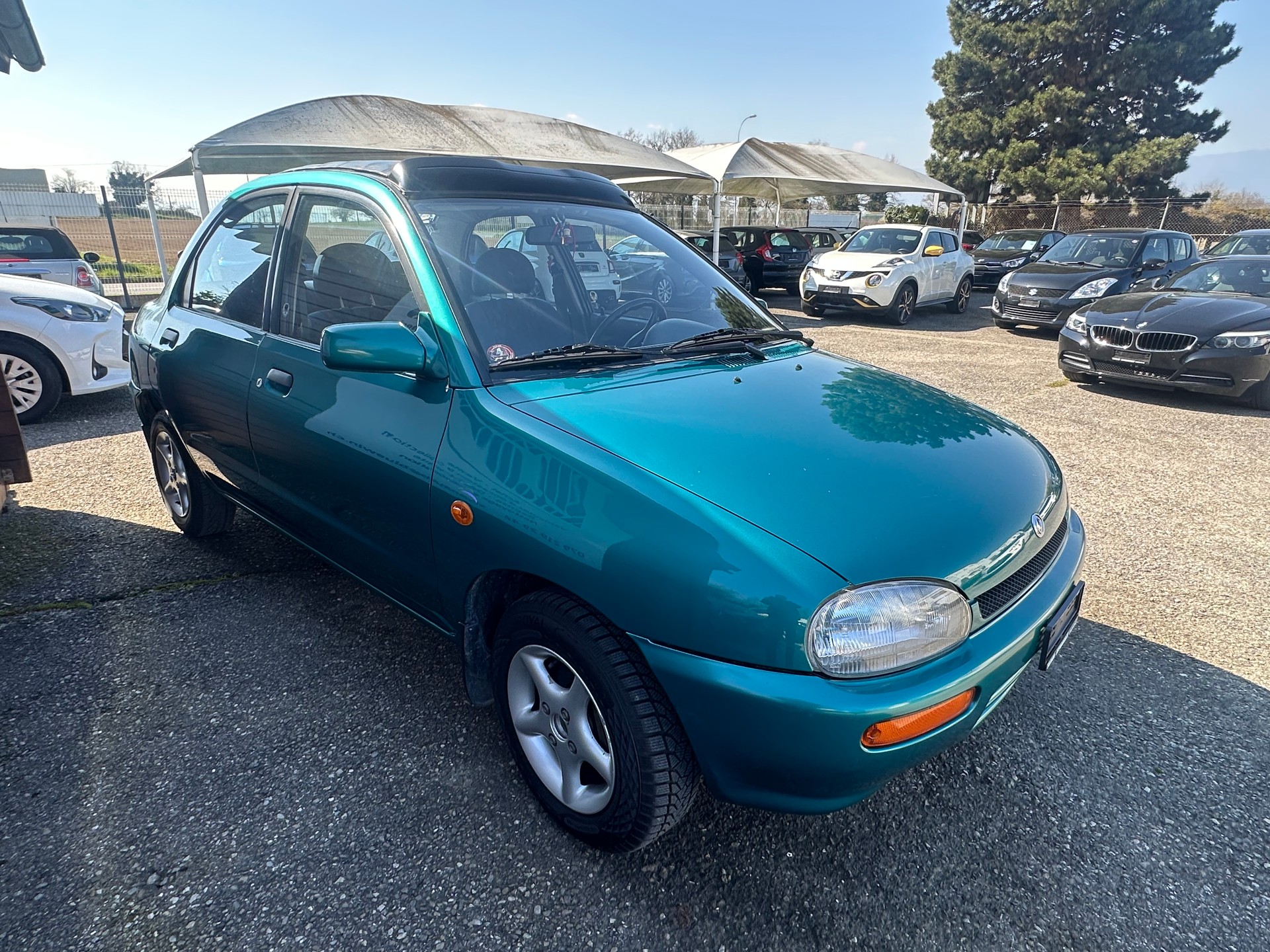 MAZDA 121 1.3i-16 C.Top Rainbow-showroom-element-2