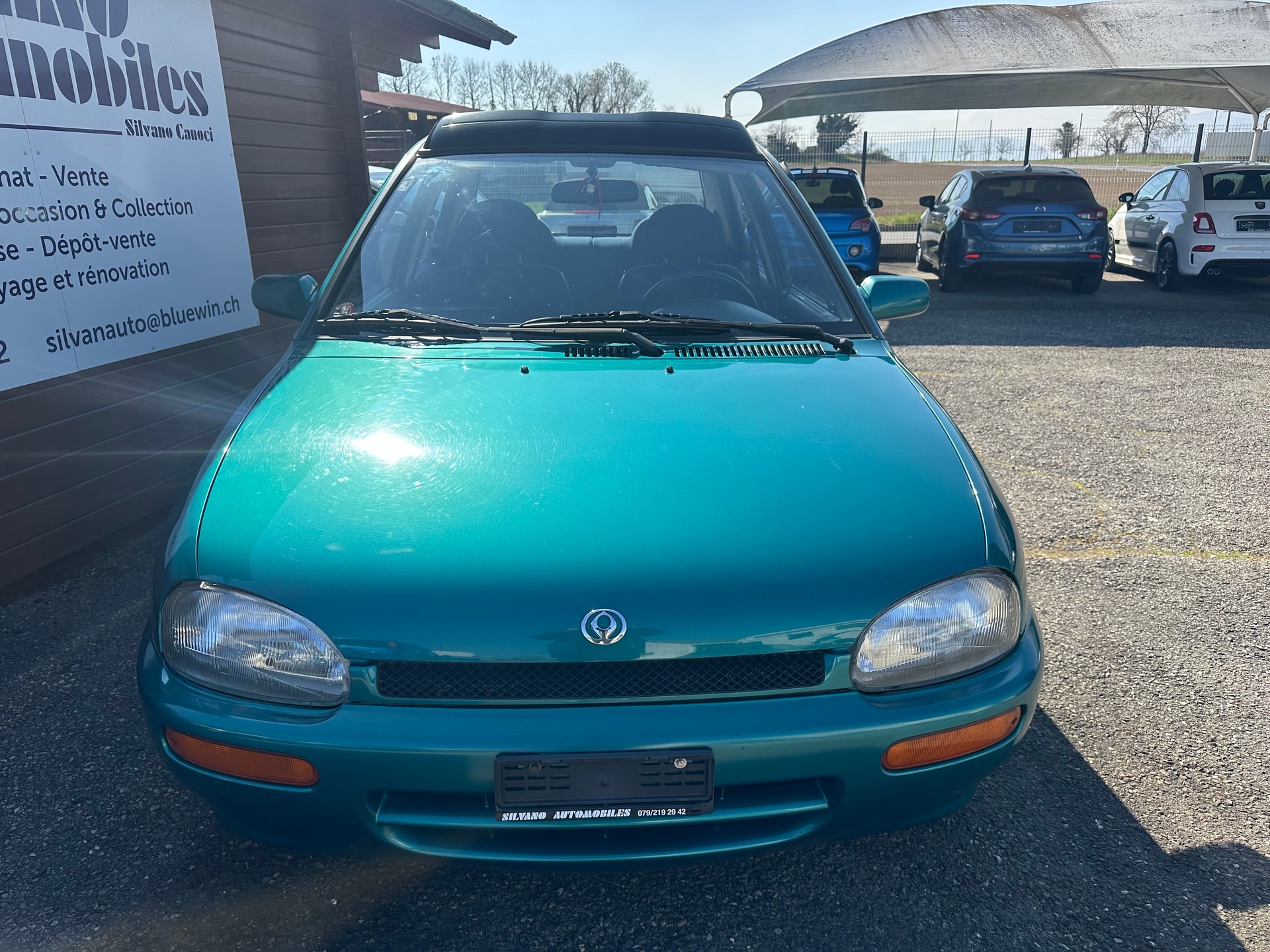 MAZDA 121 1.3i-16 C.Top Rainbow-showroom-element-1