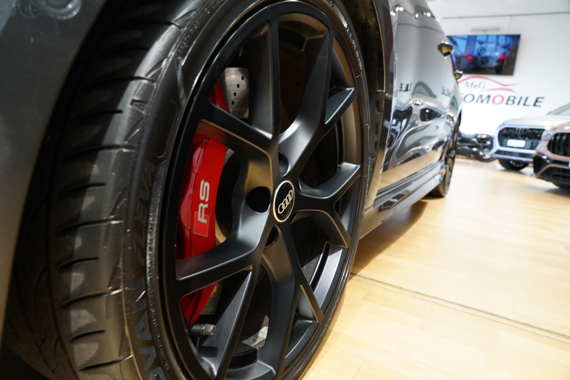 AUDI RS3 Sportback 2.5 TSI quattro S-tronic-showroom-element-3