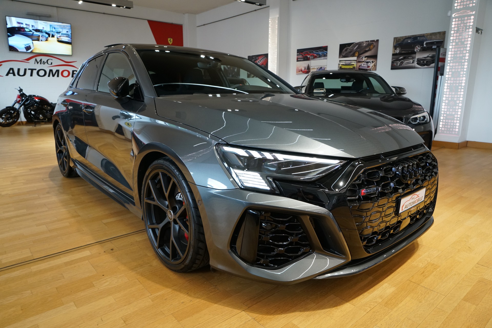 AUDI RS3 Sportback 2.5 TSI quattro S-tronic-showroom-element-2