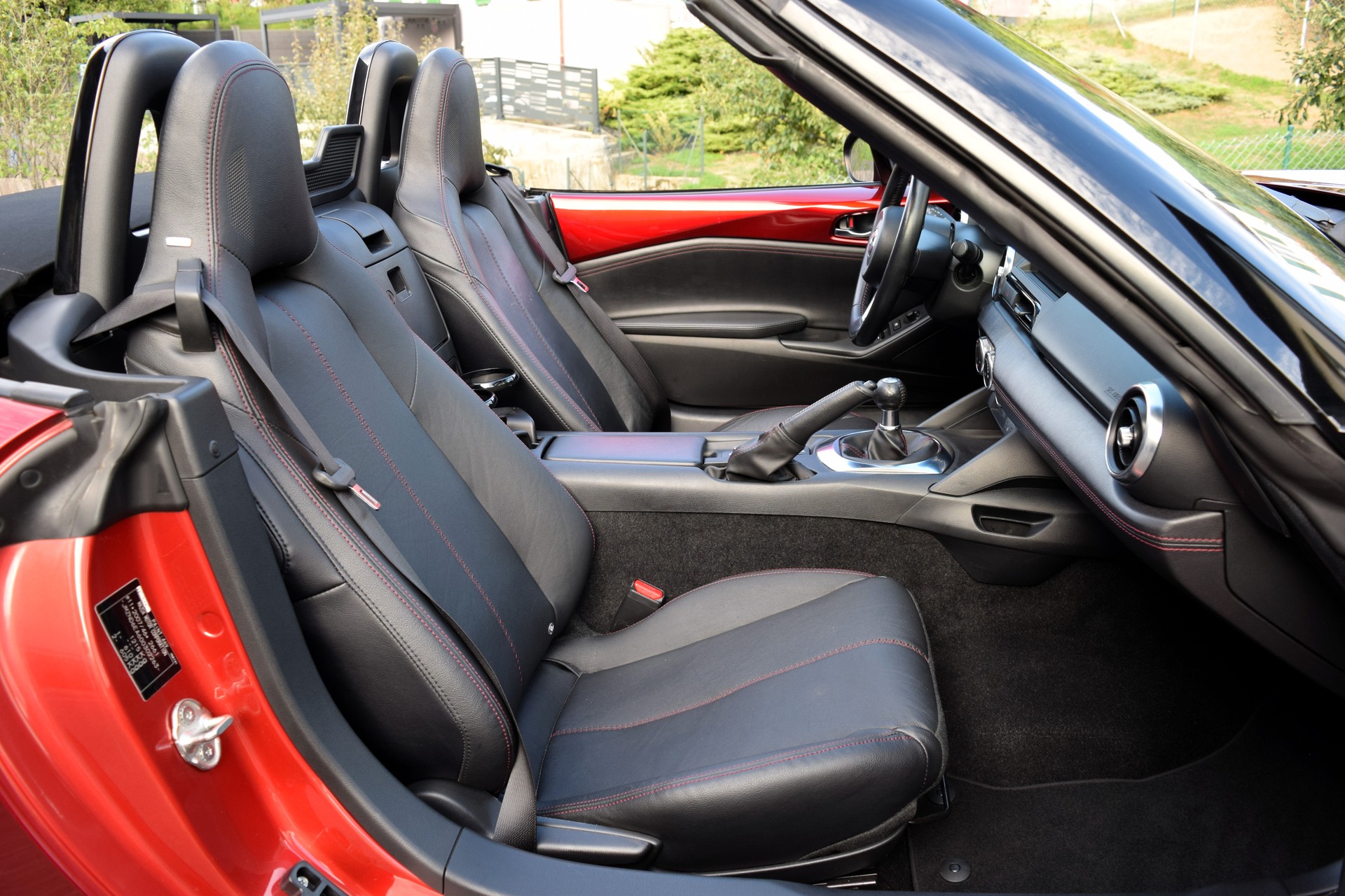 MAZDA MX-5 SKYACTIV-G 131 Revolution-image-13