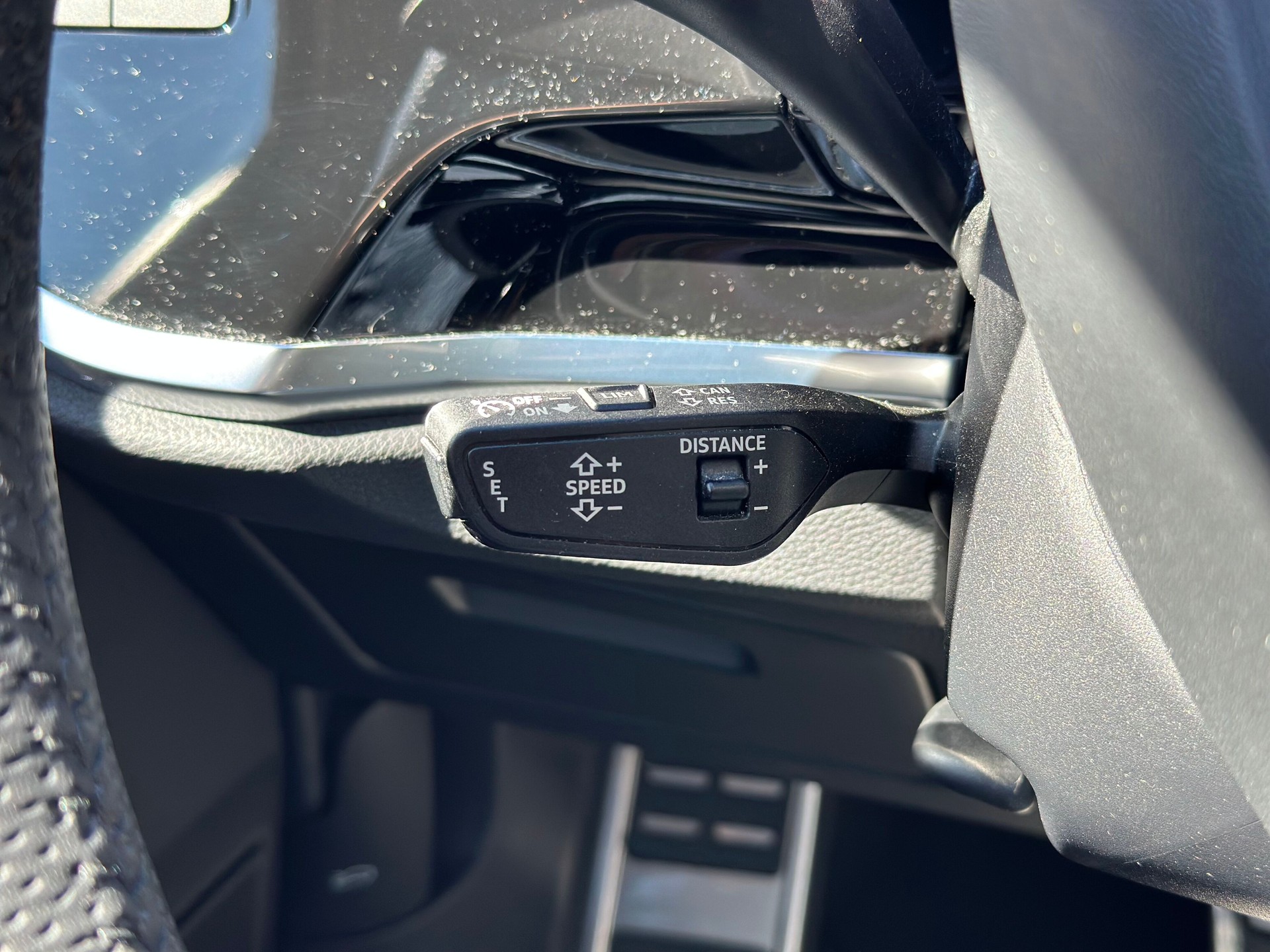 AUDI RS Q3 Sportback quattro S tronic-image-9