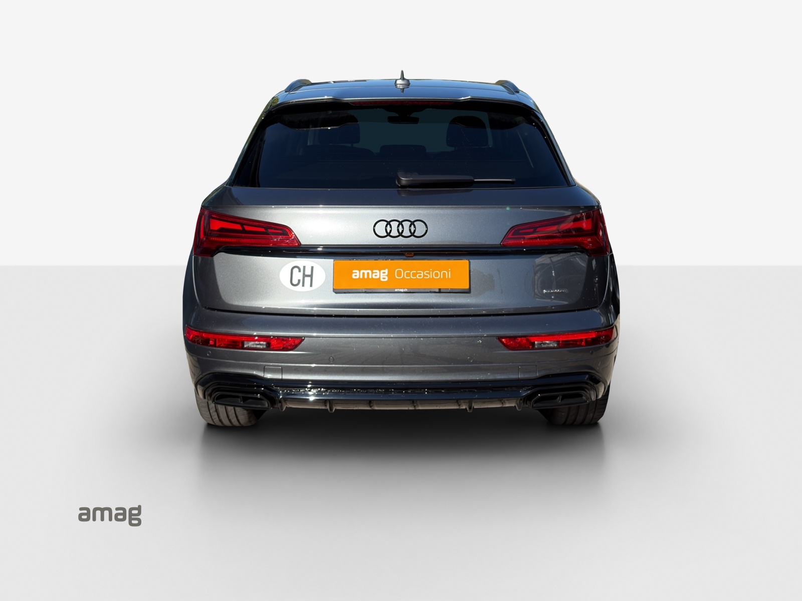 AUDI Q5 40 TDI Black Edition quattro S-tronic-showroom-element-3