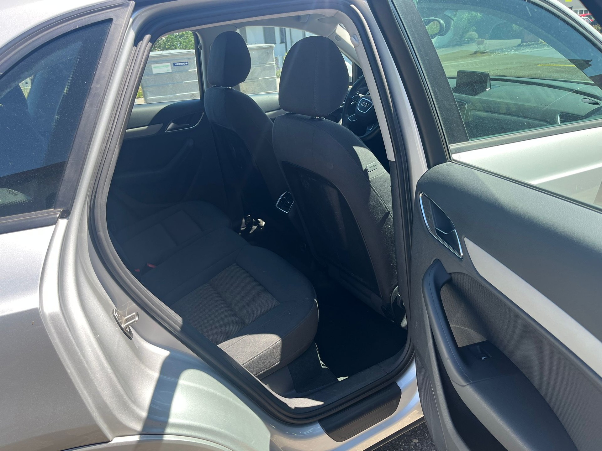 AUDI 2.0 TDI 177 quattro S-Tronic-image-5