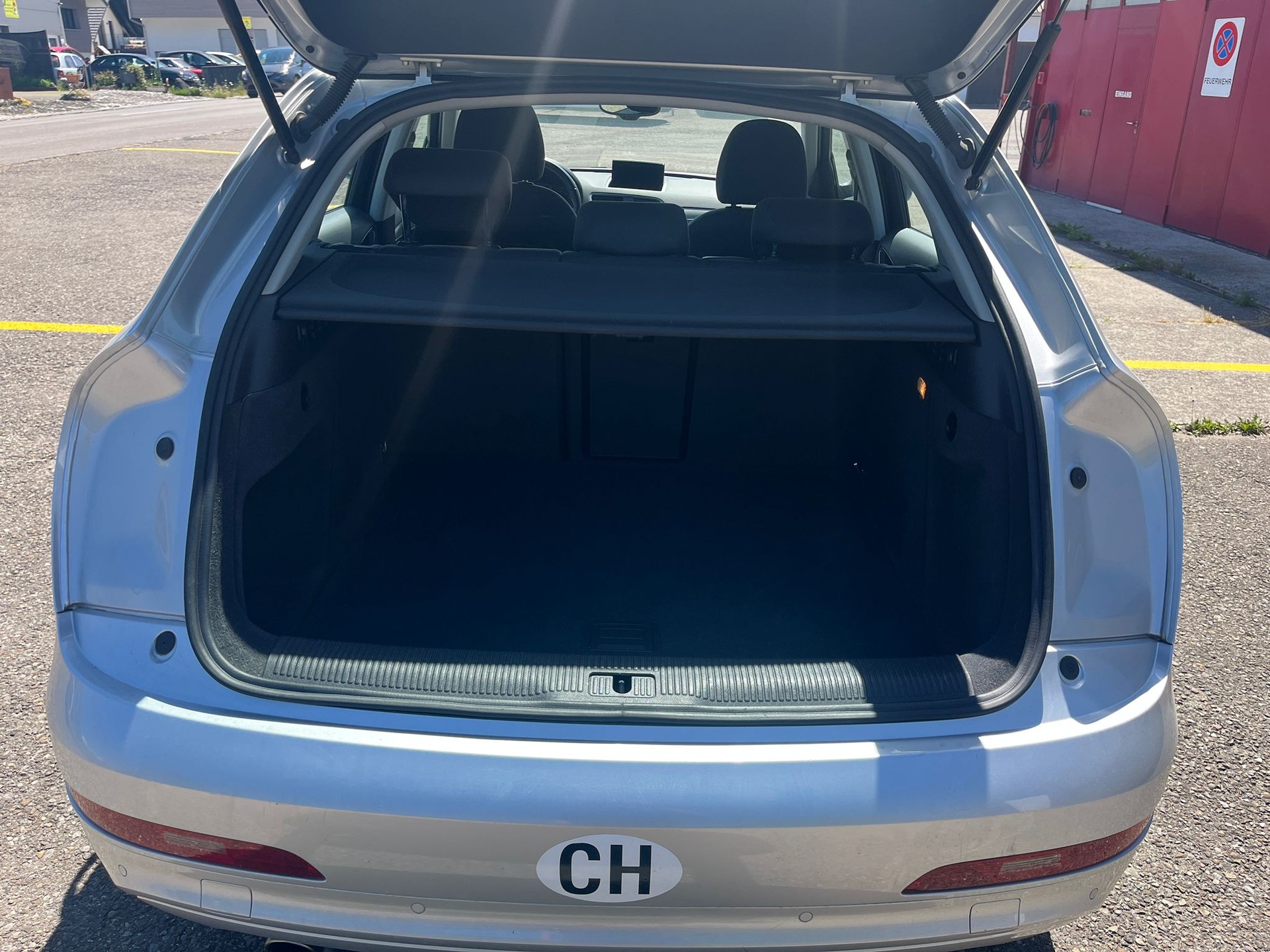 AUDI 2.0 TDI 177 quattro S-Tronic-image-11