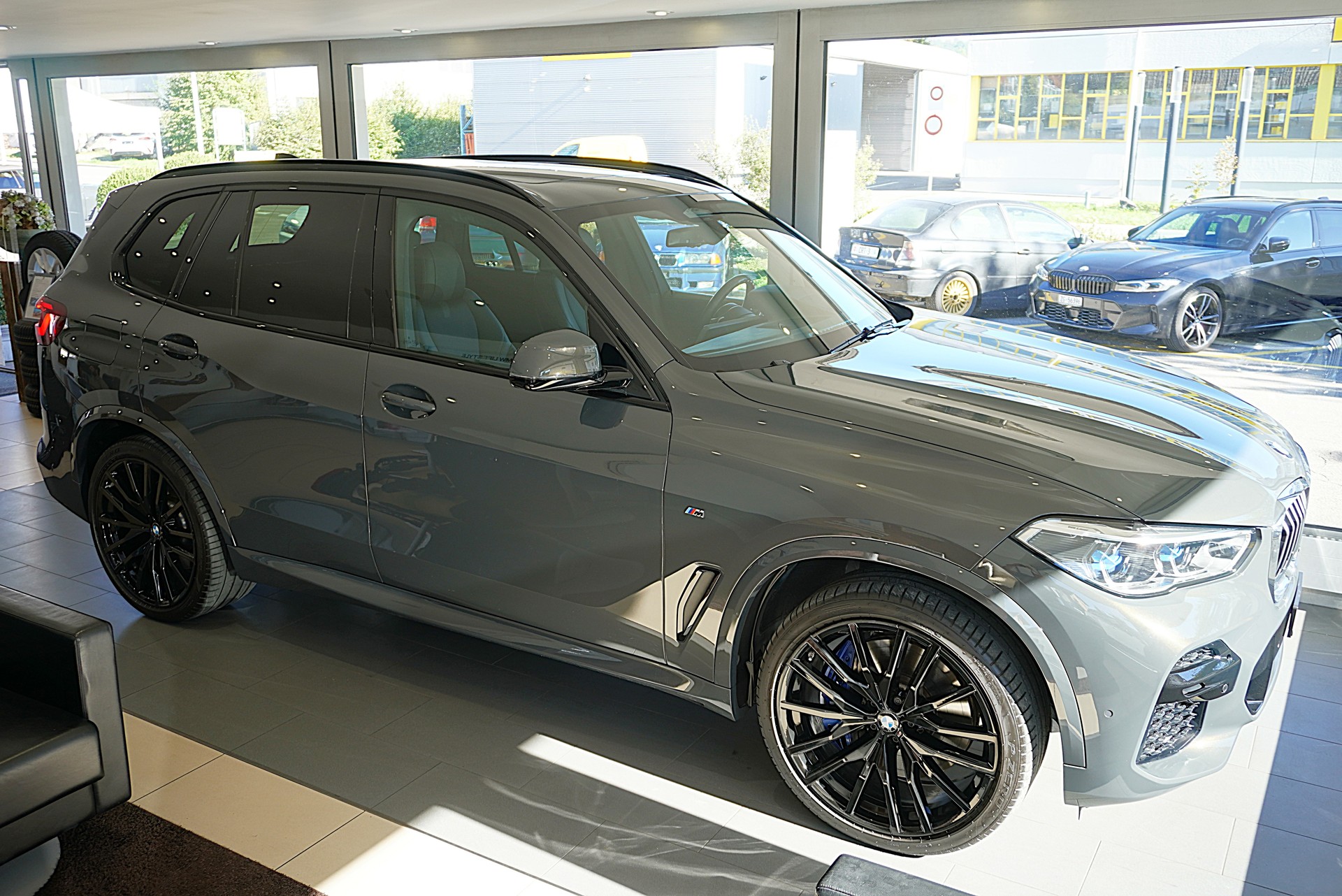 BMW X5 xDrive 48V 40d M Sport Steptronic-showroom-element-2