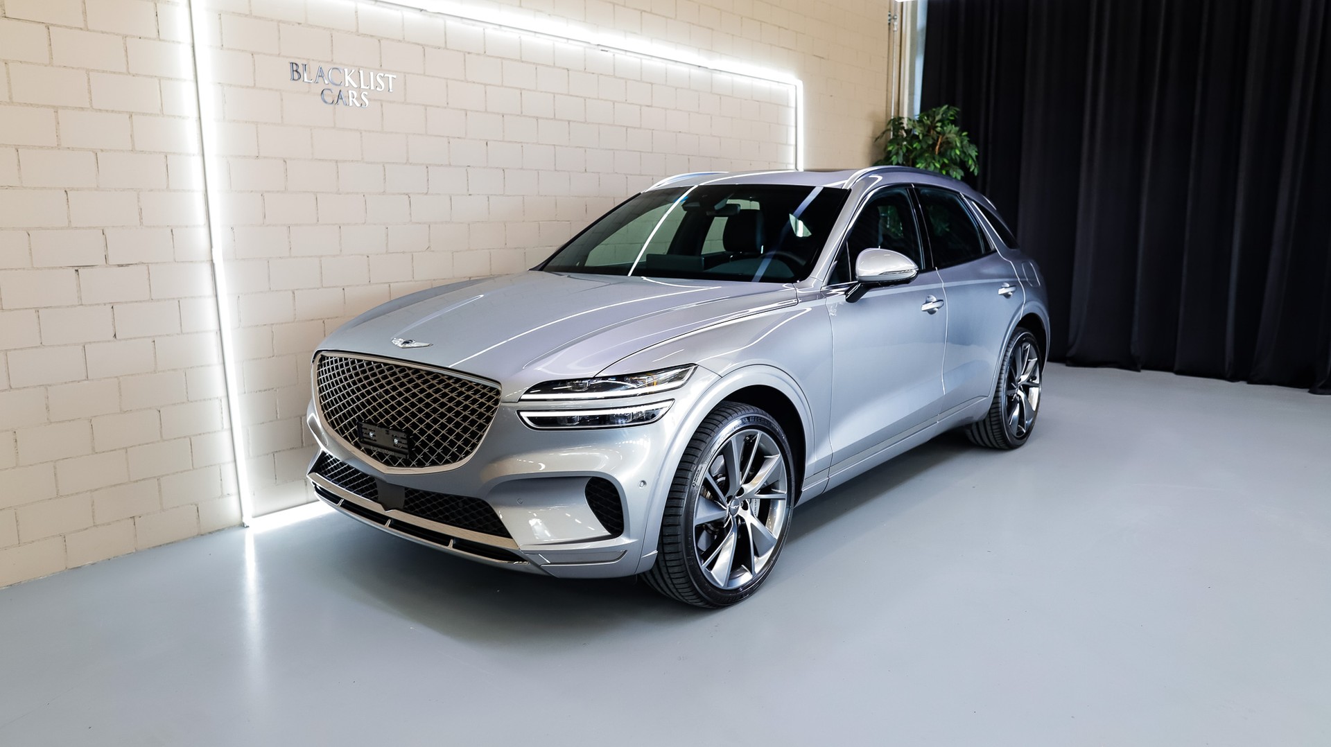 GENESIS GV70 2.5 TGDI Luxury AT8 AWD * Savile Silver*