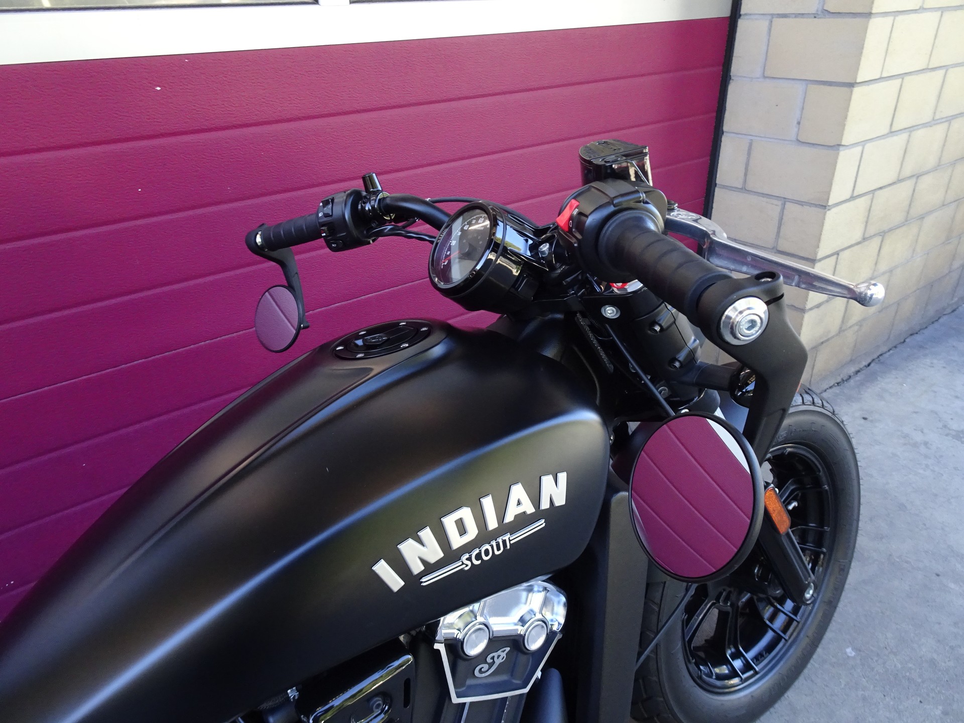 INDIAN Scout Bobber ABS-image-4