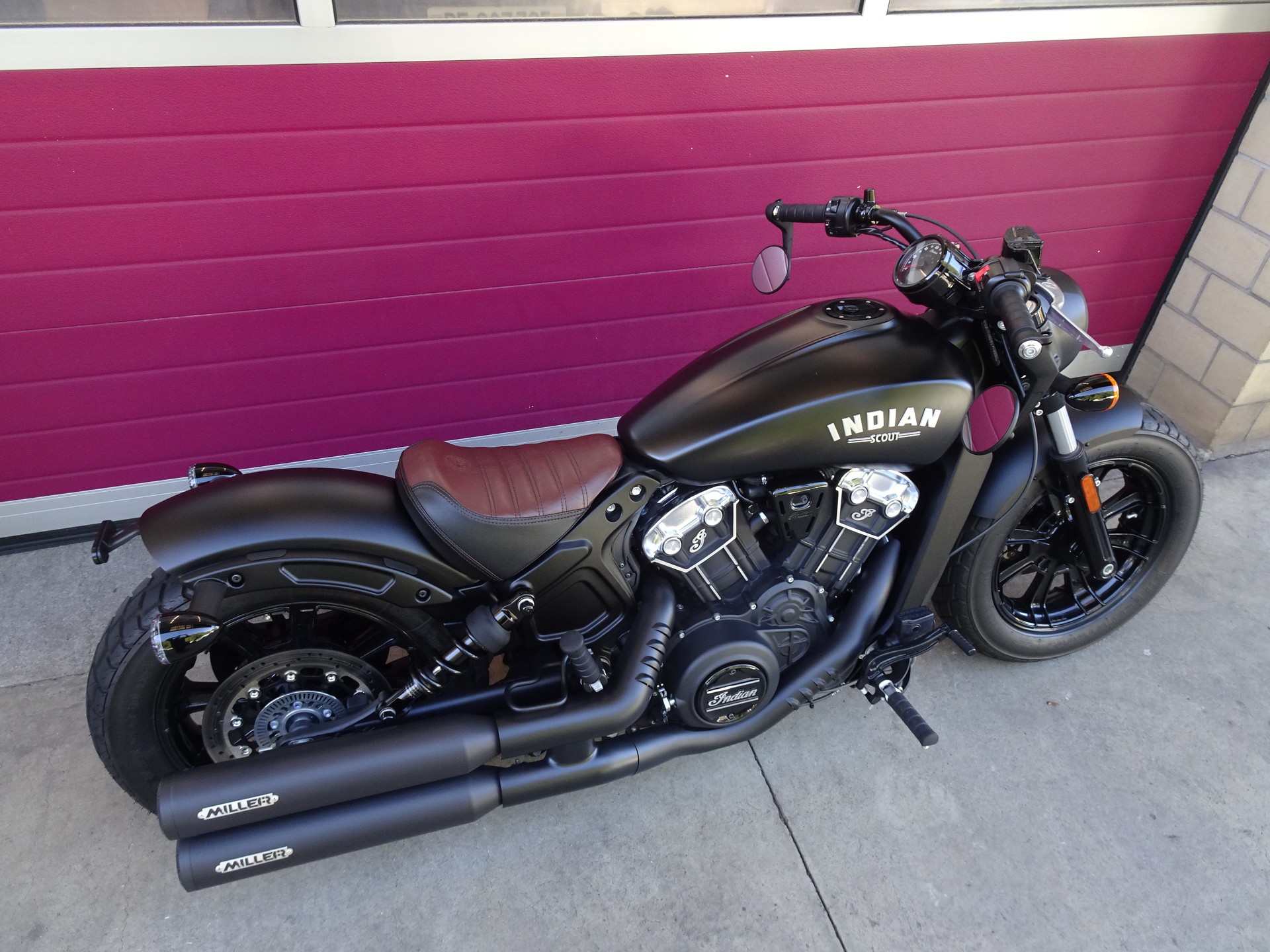 INDIAN Scout Bobber ABS-image-14
