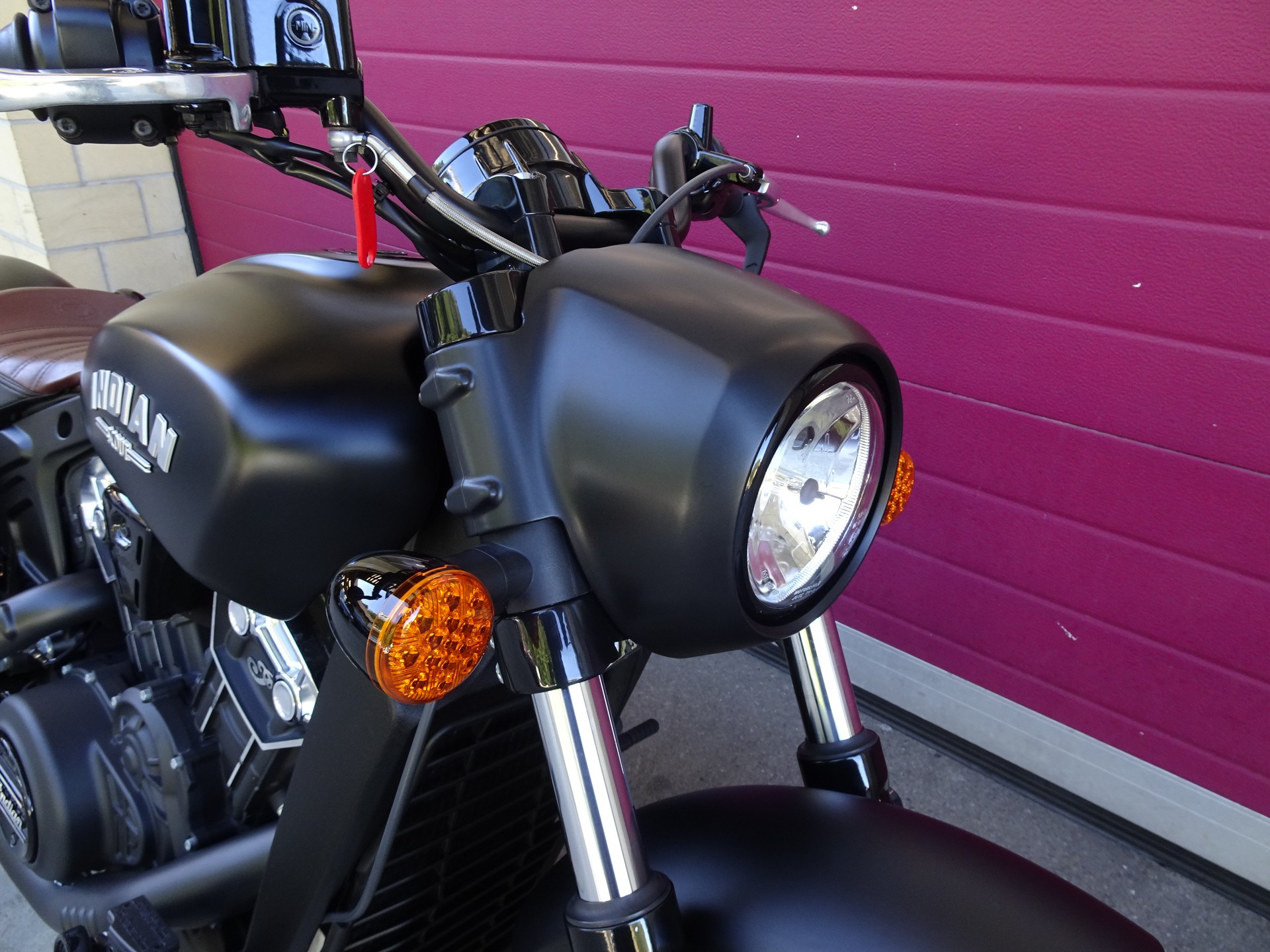 INDIAN Scout Bobber ABS-image-11