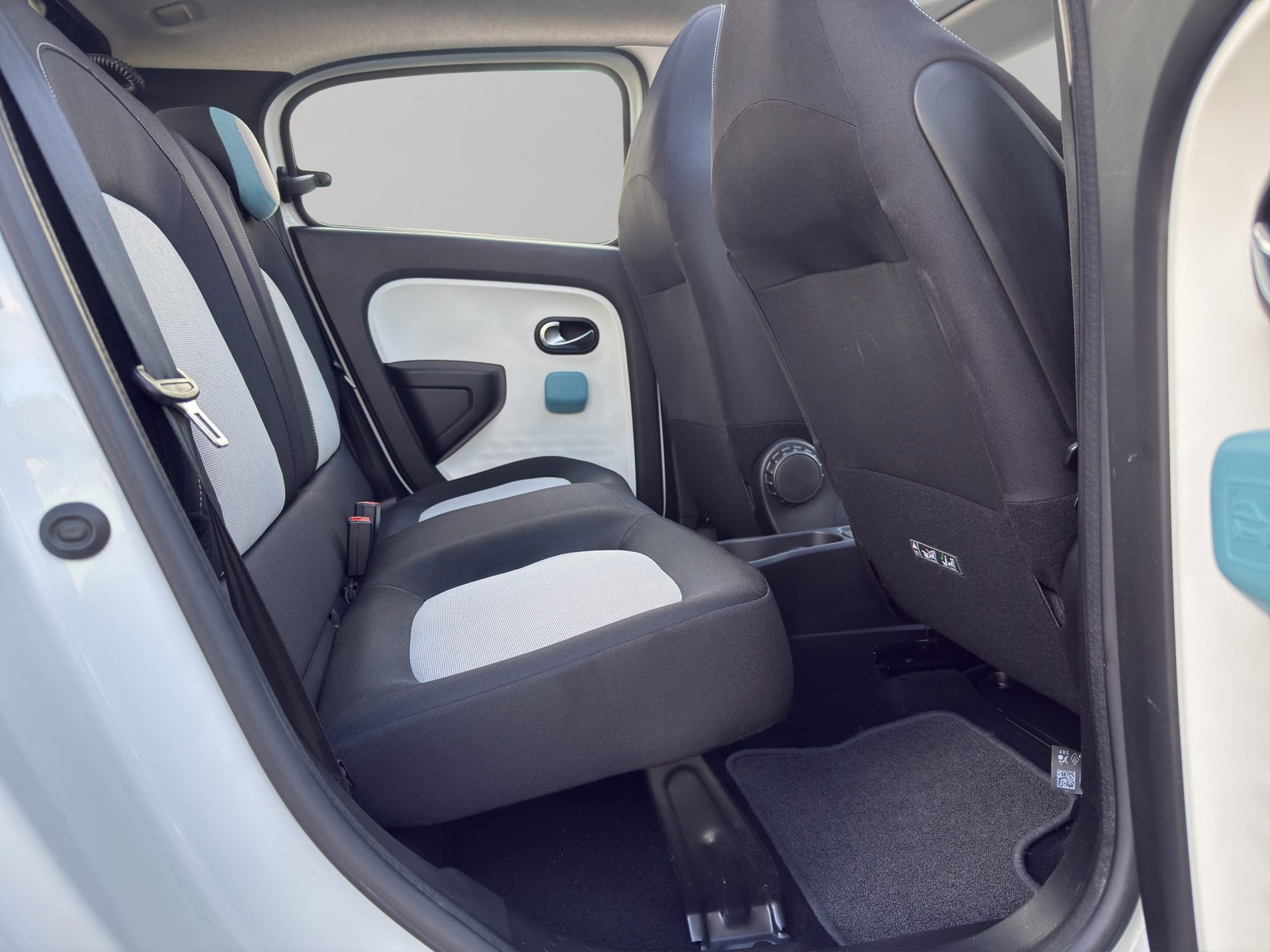 RENAULT Twingo 0.9 Liberty-image-14