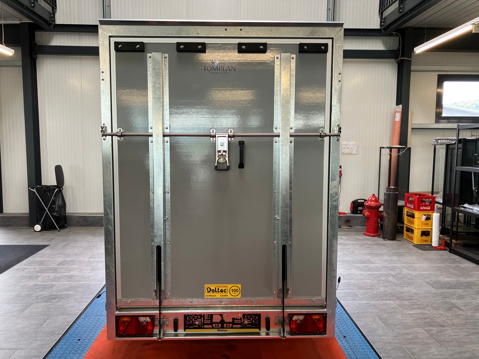TOMPLAN T3500T 2700 Rampe+Servicetüre-showroom-element-3