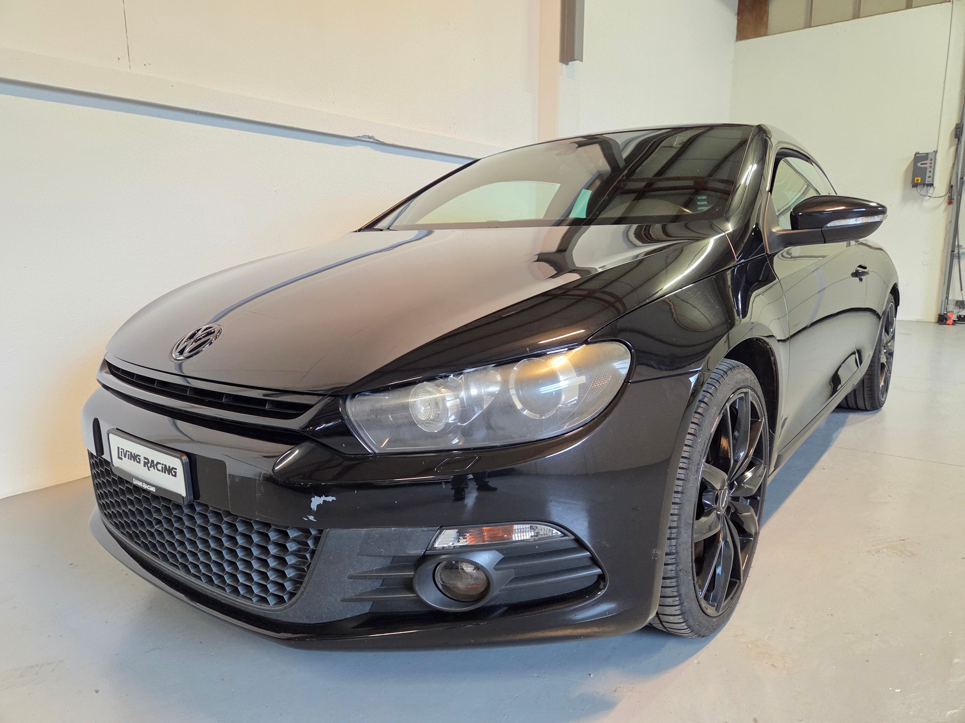 VW Scirocco 2.0 TSI All Black *Stock Valais*