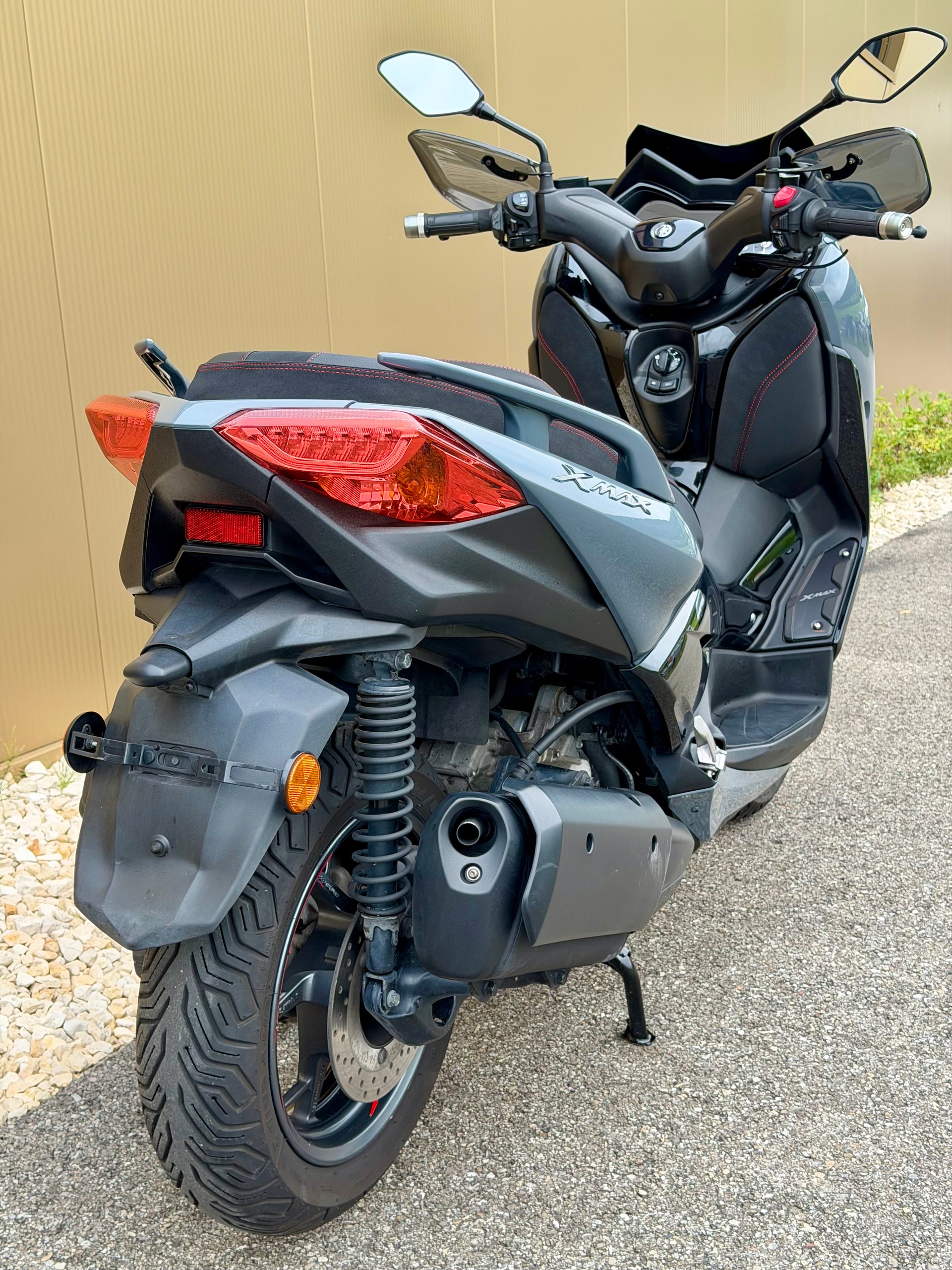 YAMAHA X-Max 300 Tech Max-image-5
