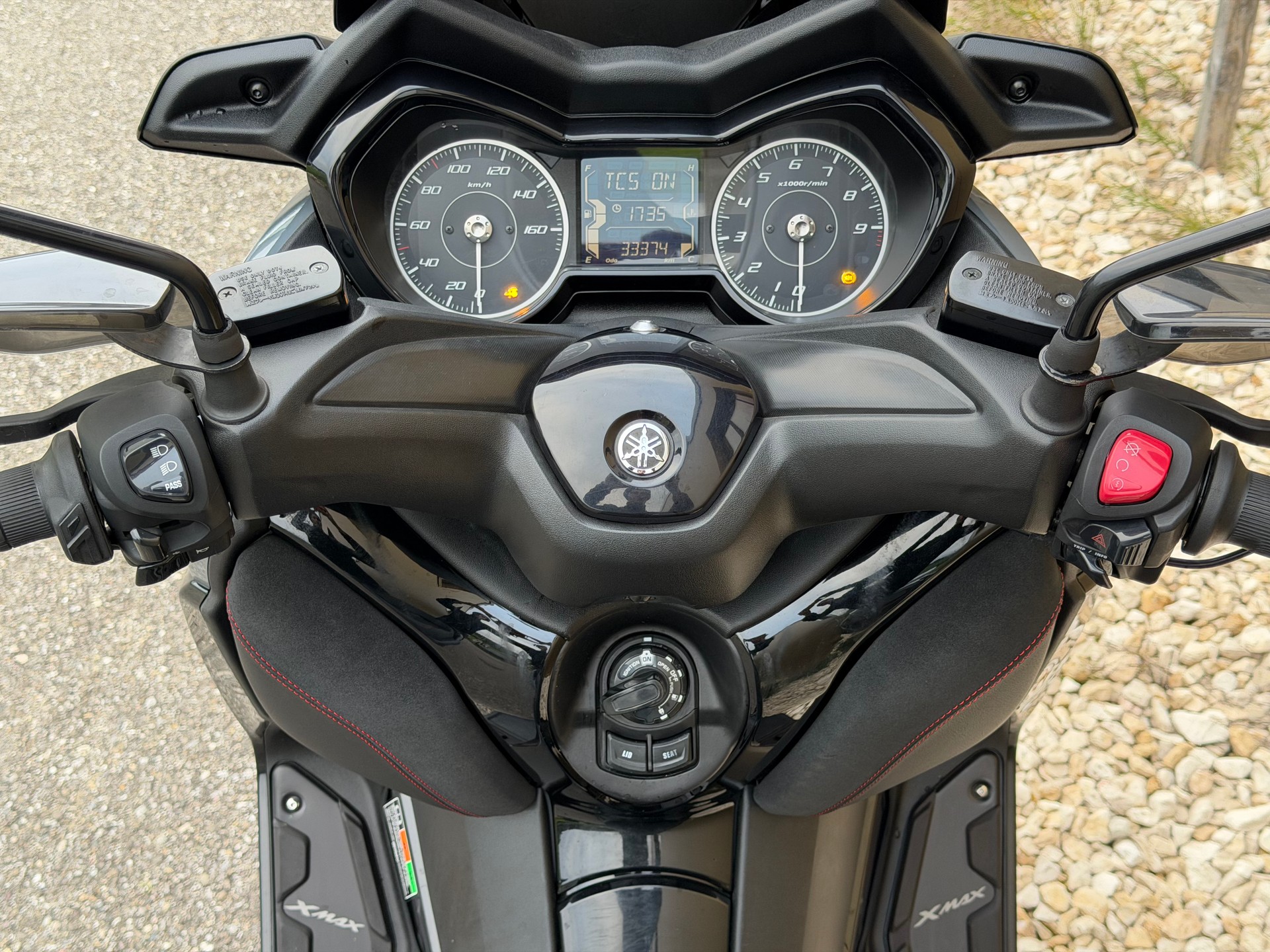 YAMAHA X-Max 300 Tech Max-image-15