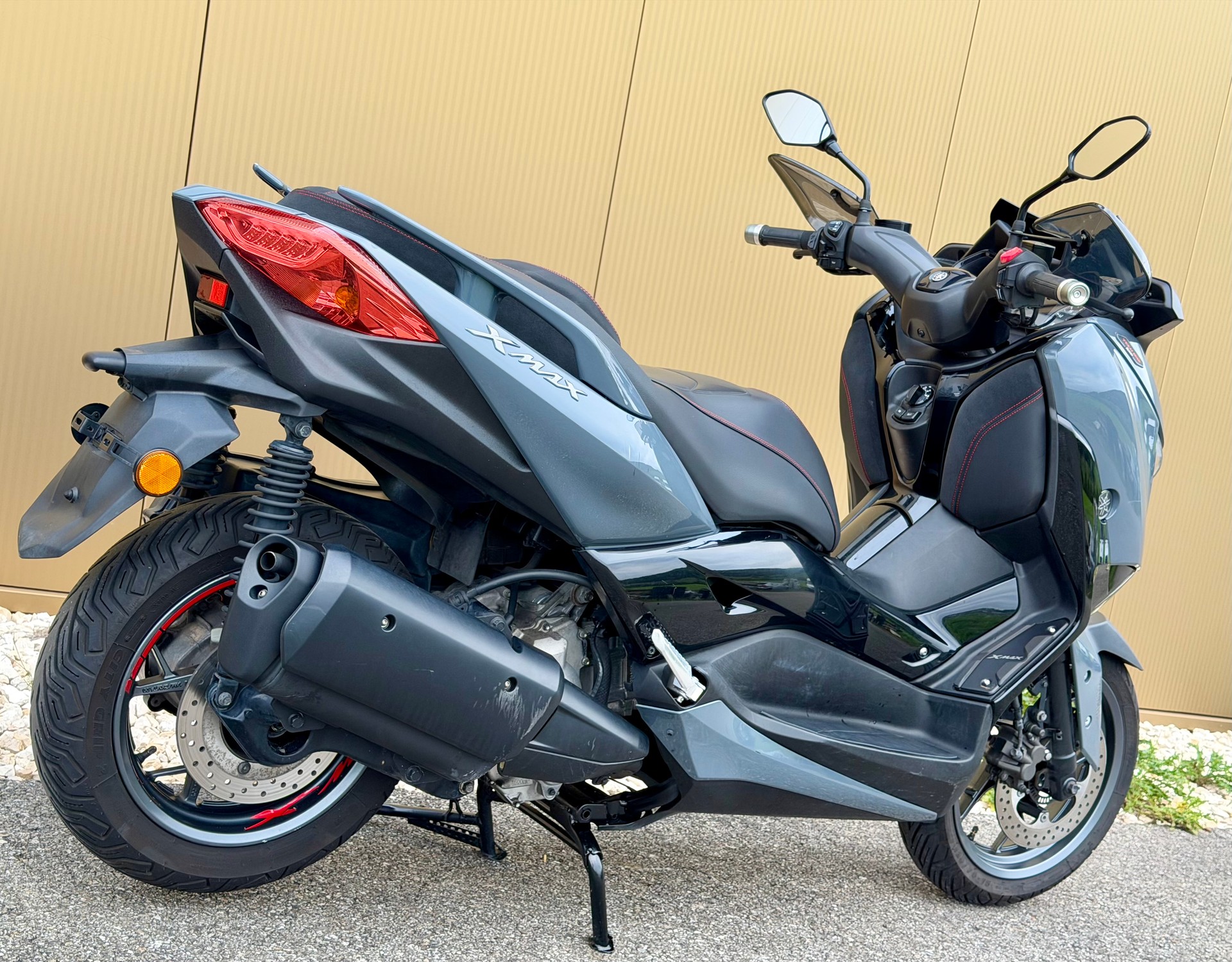 YAMAHA X-Max 300 Tech Max-image-4