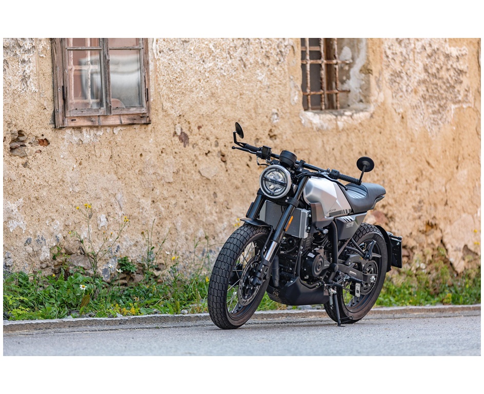 BRIXTON CROSSFIRE 125 ABS-image-10