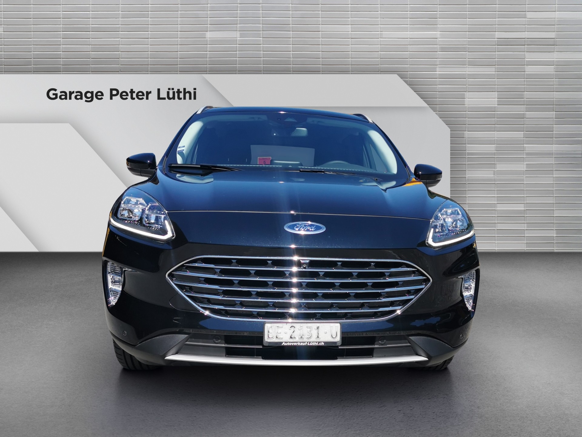 FORD Kuga 2.5 FHEV Titanium X 4WD-image-4