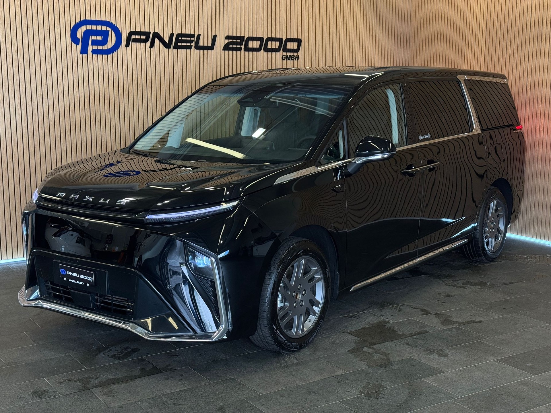 MAXUS Mifa 9 Premium 90kWh *Obsidian Schwarz*