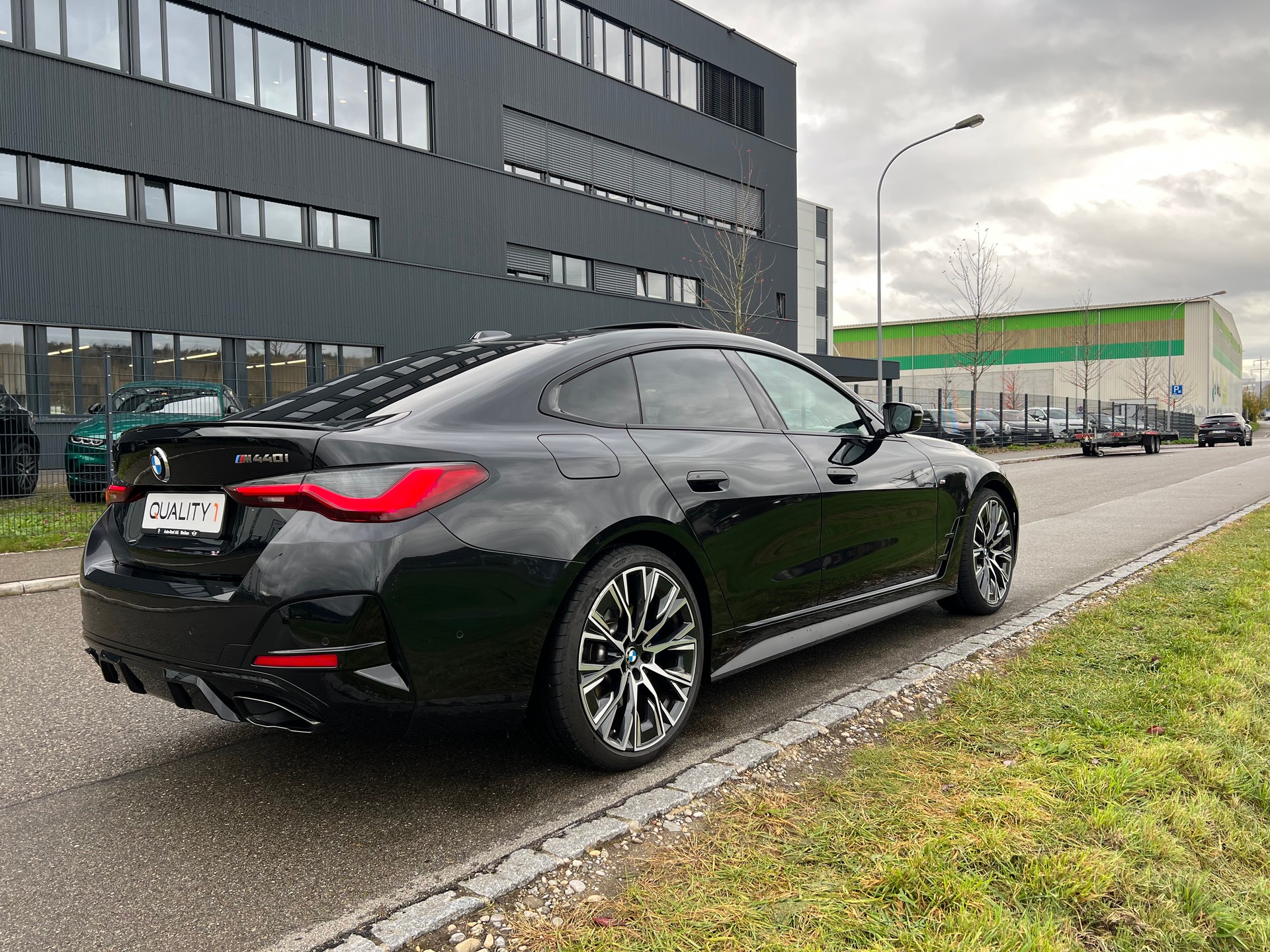 BMW M440i xDrive 48V Gran Coupé Steptronic-385 PS-image-11