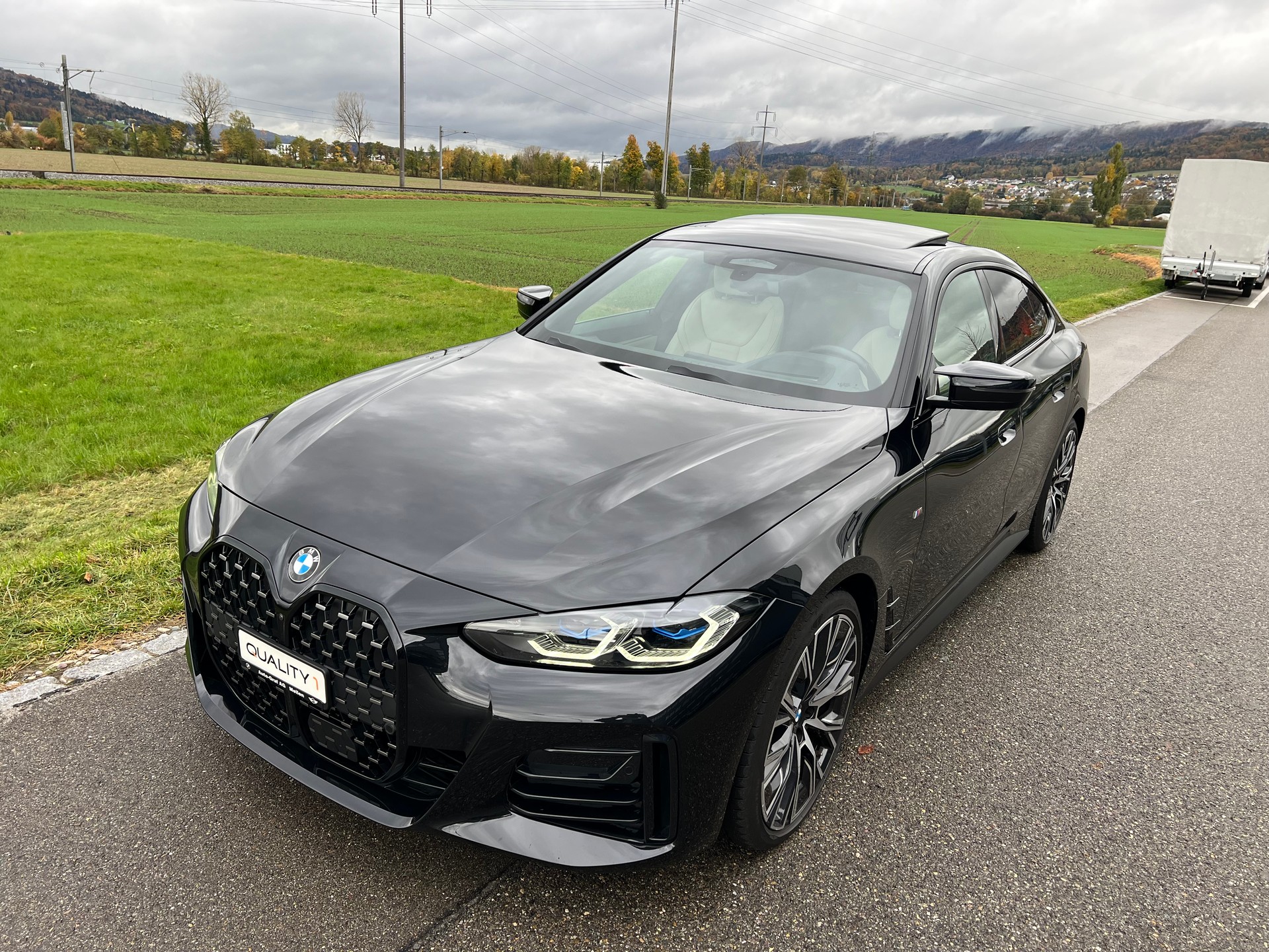 BMW M440i xDrive 48V Gran Coupé Steptronic-385 PS-showroom-element-2