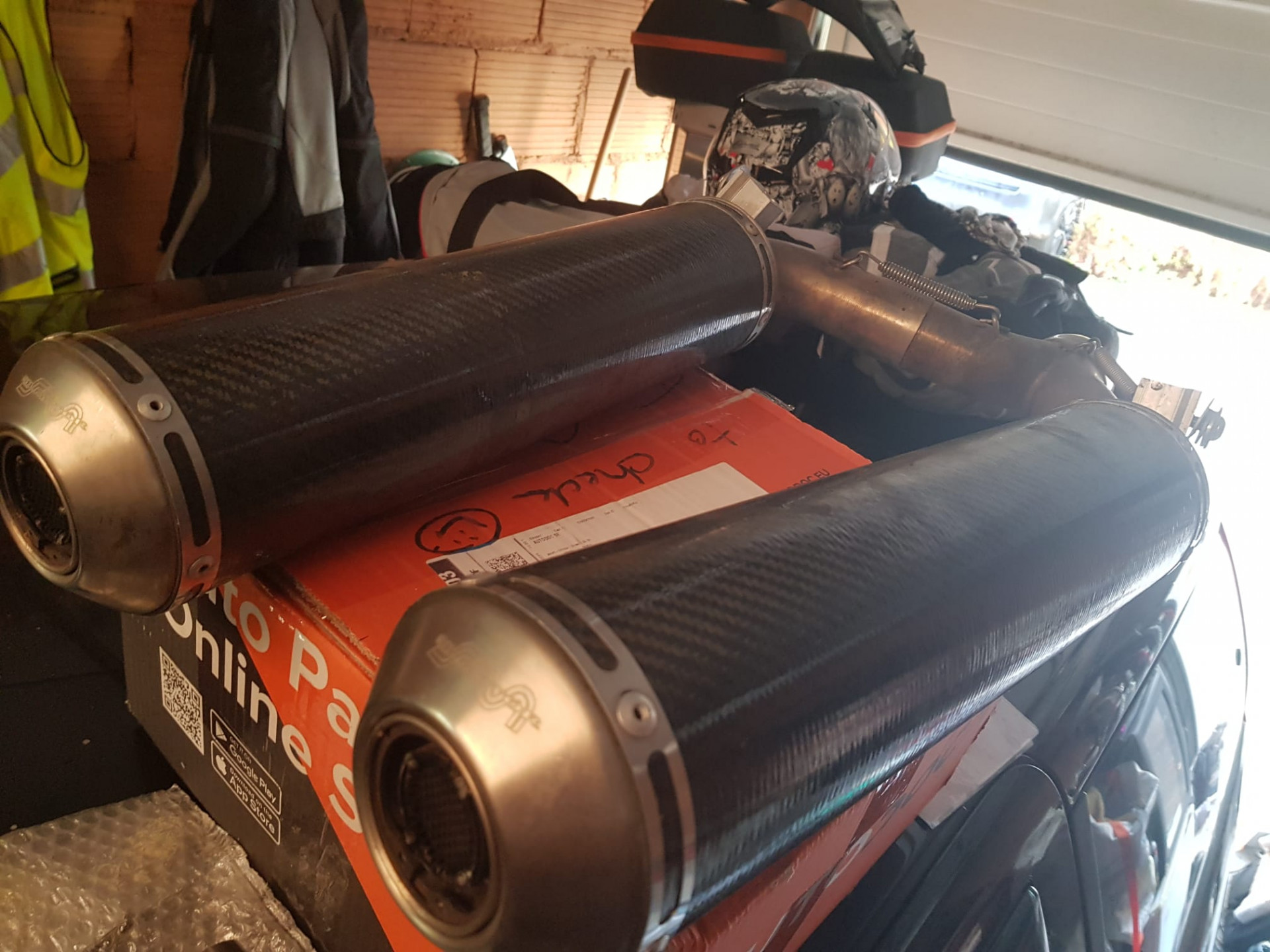 KTM 990 Super Duke-image-6