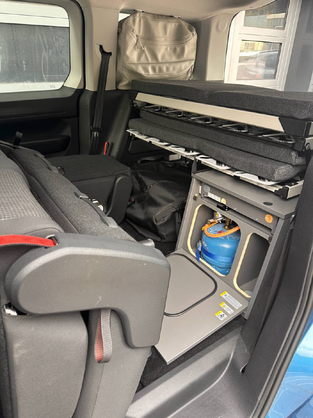 VW Caddy 2.0 TDI California Spirit DSG-image-10