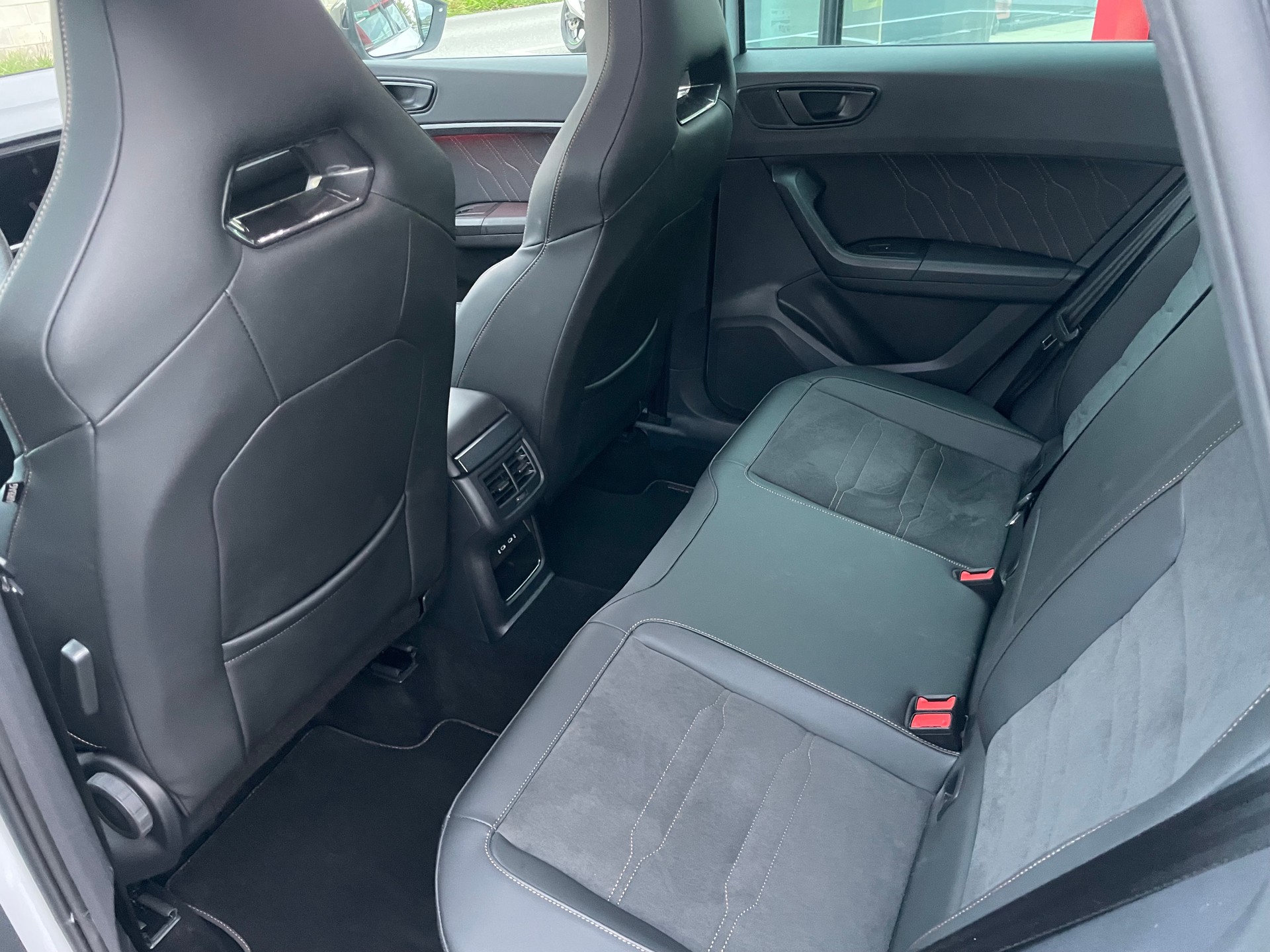 CUPRA Ateca 2.0TSI 4Drive DSG-image-10