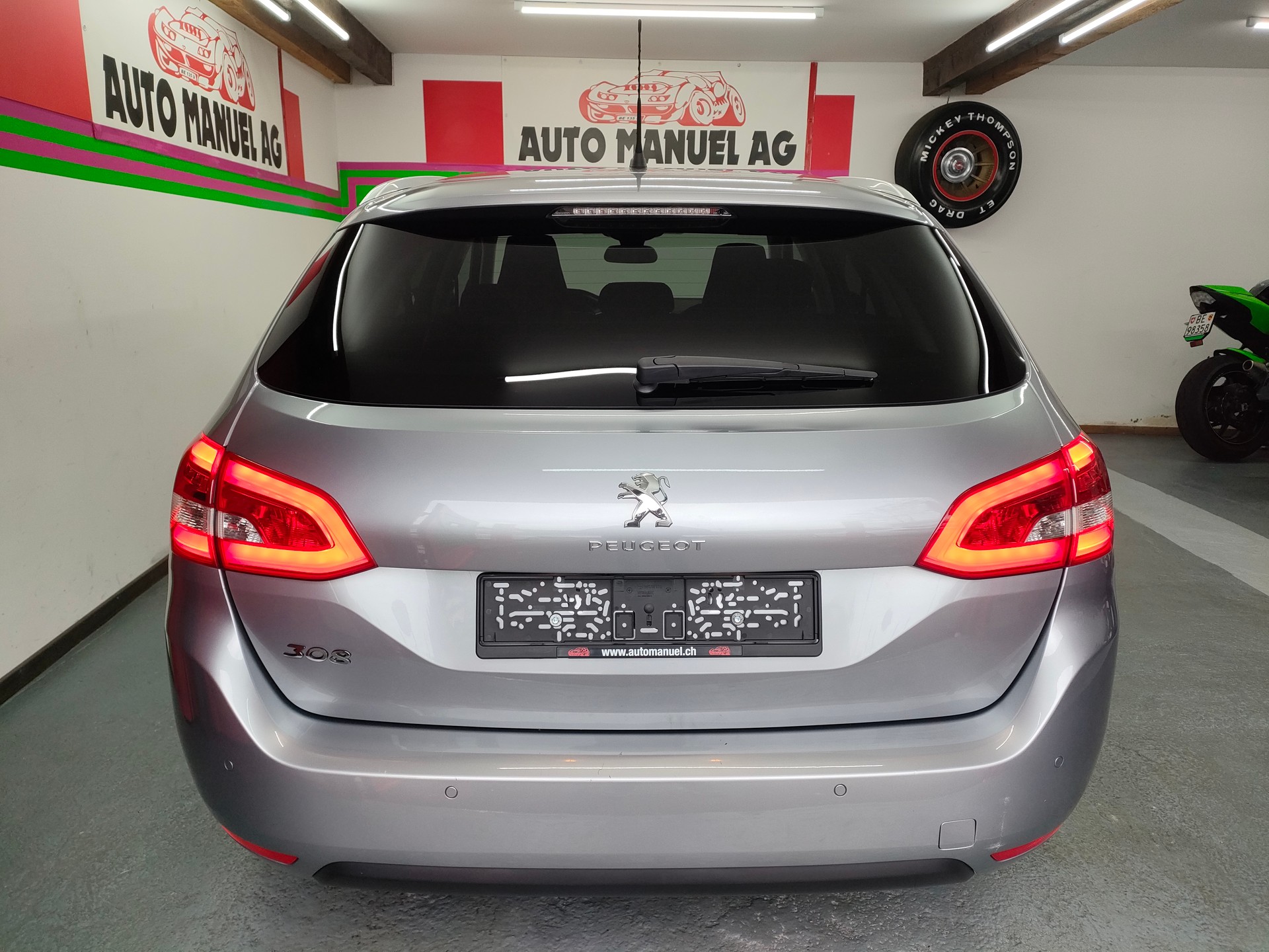 PEUGEOT 308 SW 1.5 BlueHDI Allure EAT8-image-5