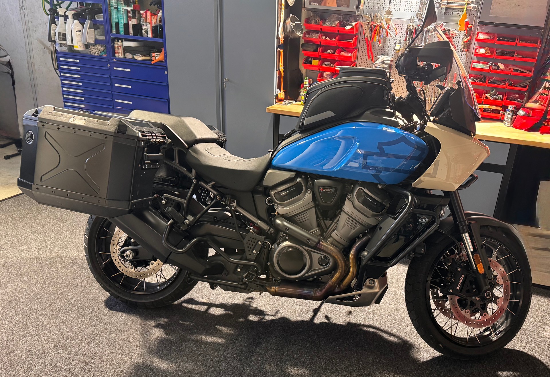 HARLEY-DAVIDSON RA Pan America 1250 Special