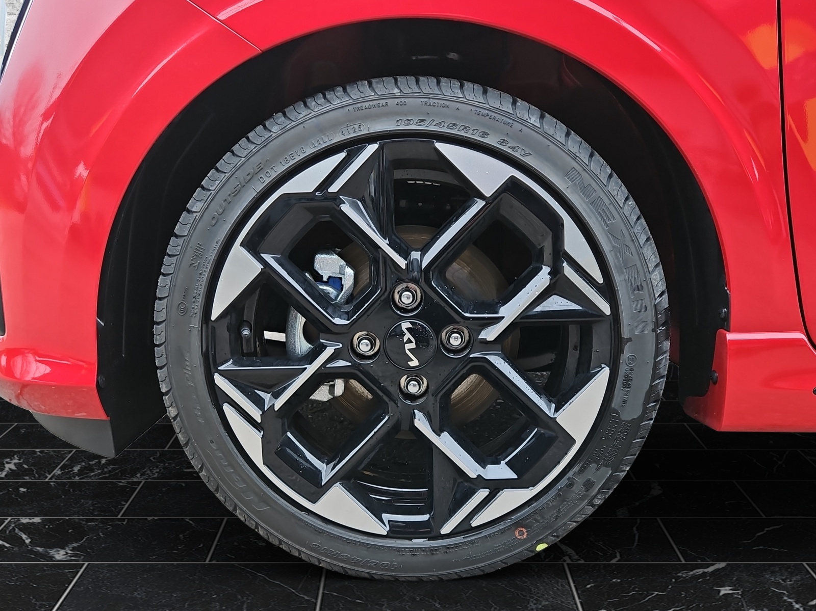 KIA Picanto 1.0 GDi GT Line-image-10
