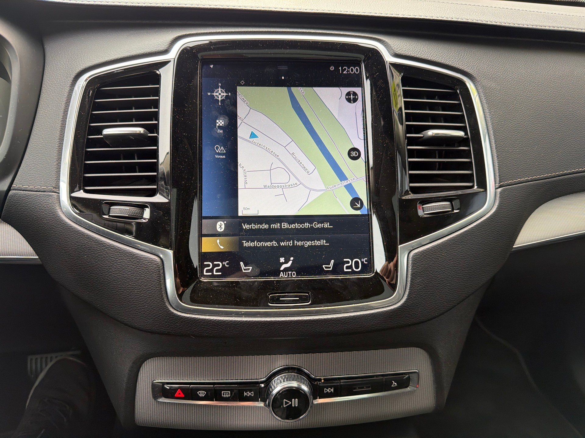 VOLVO XC90 T8 AWD Inscription Geartronic-image-13