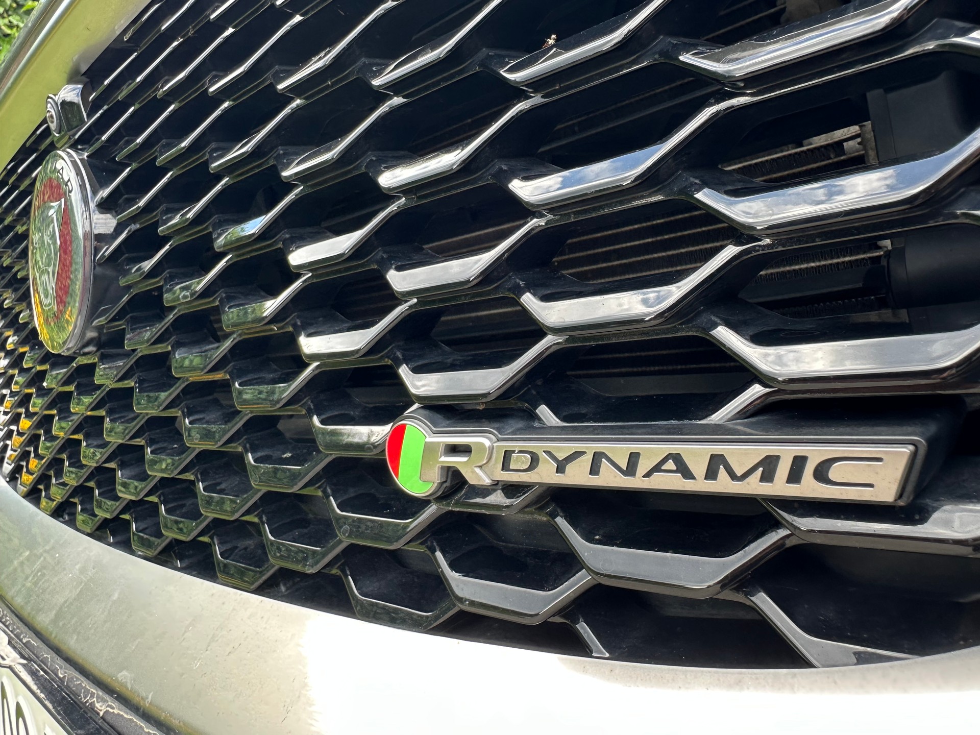 JAGUAR E-Pace 2.0 P250 R-Dynamic HSE AWD - FULL OPTIONS - Prix neuf CHF 80'840.- Aucun frais à prévoir-image-5