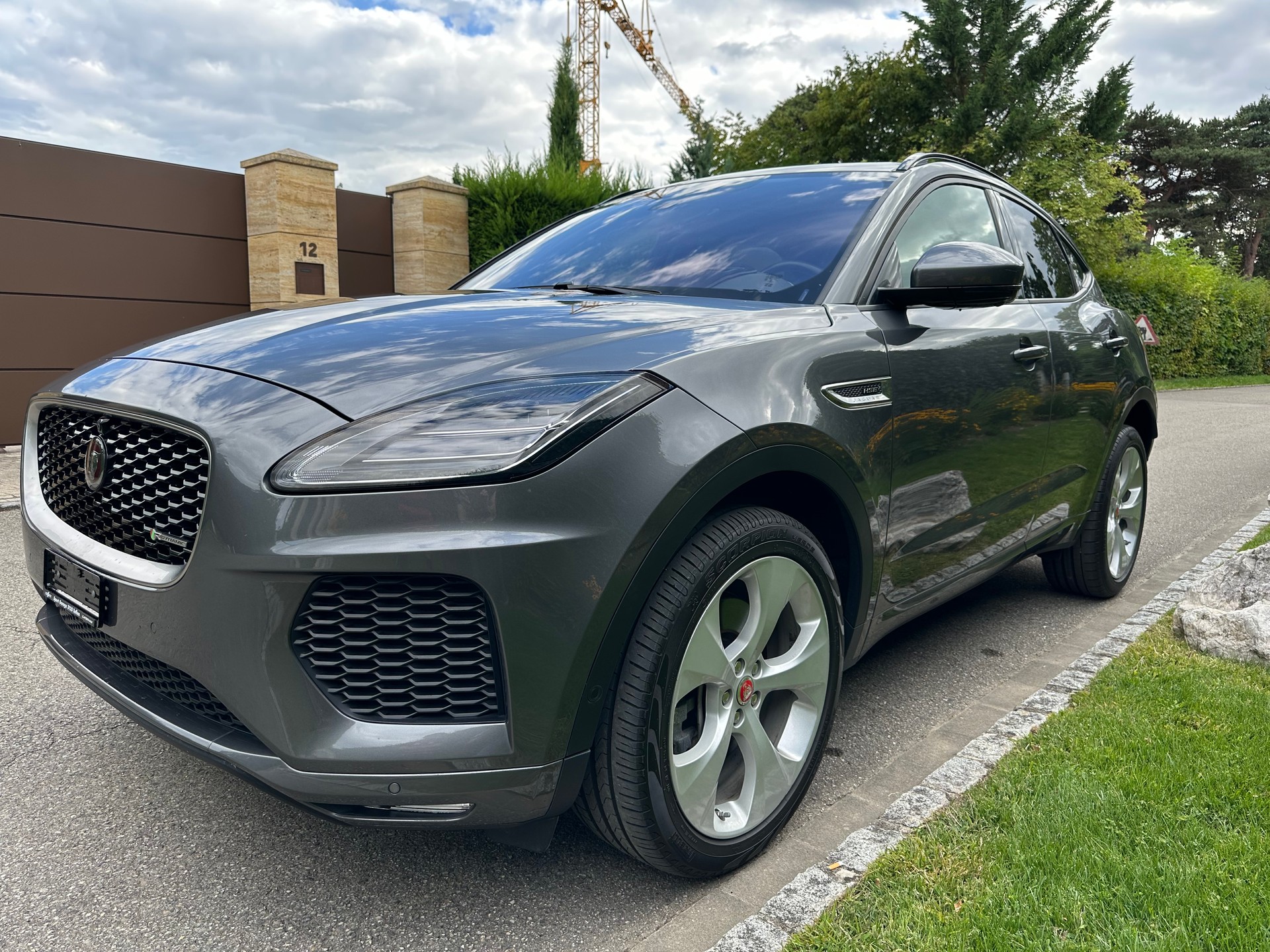 JAGUAR E-Pace 2.0 P250 R-Dynamic HSE AWD - FULL OPTIONS - Prix neuf CHF 80'840.- Aucun frais à prévoir-image-6