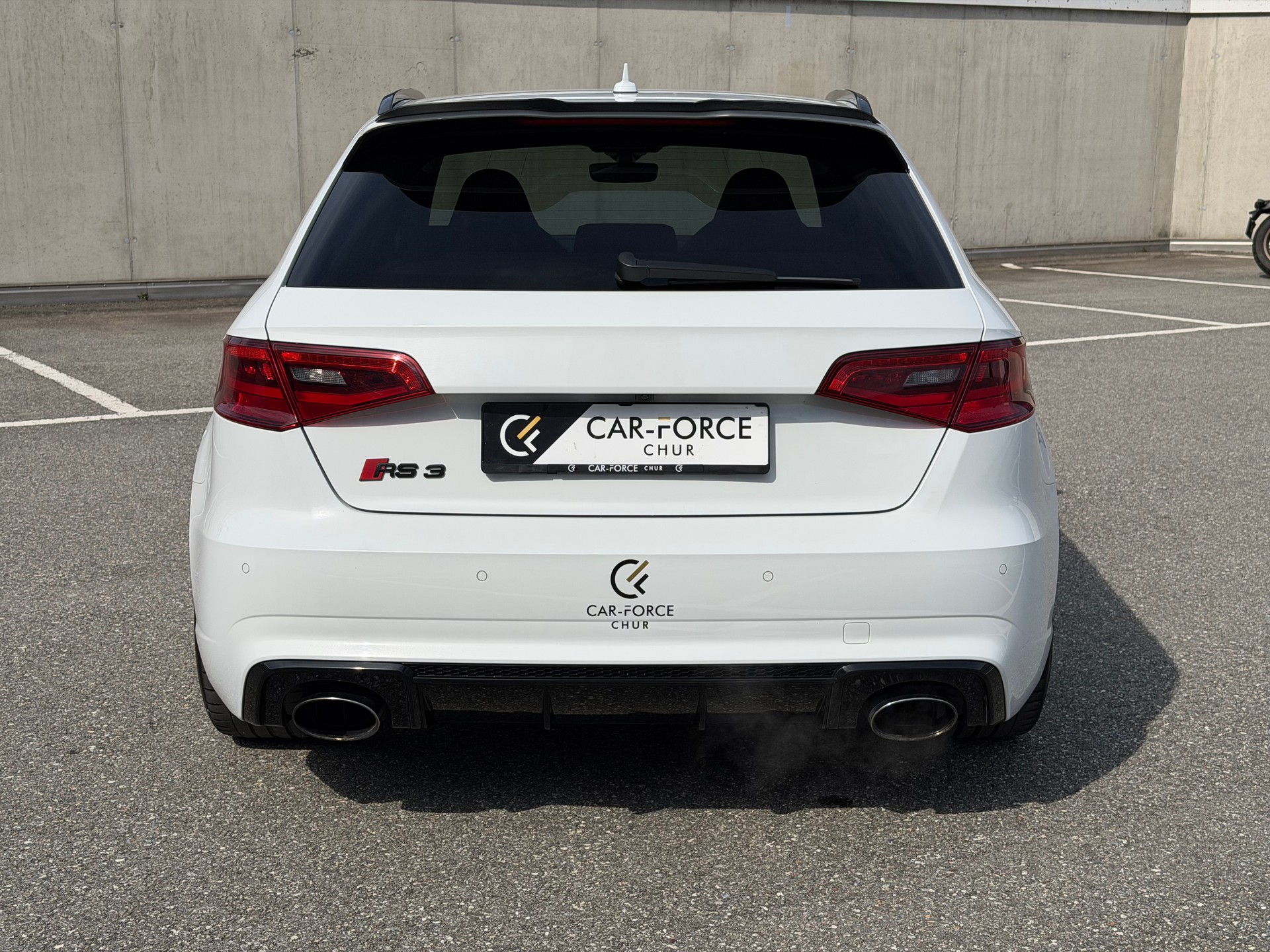 AUDI RS3 2.5 TSI quattro S-tronic-image-4