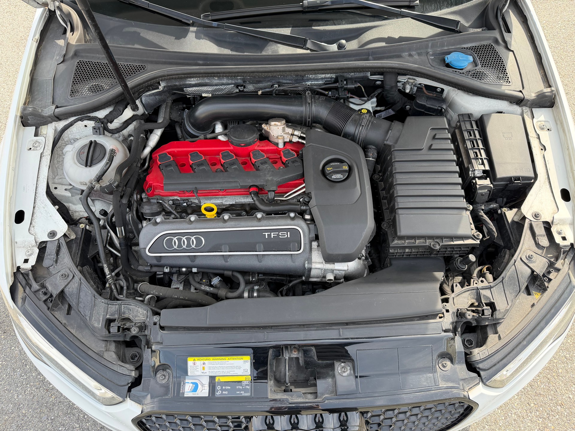 AUDI RS3 2.5 TSI quattro S-tronic-image-29
