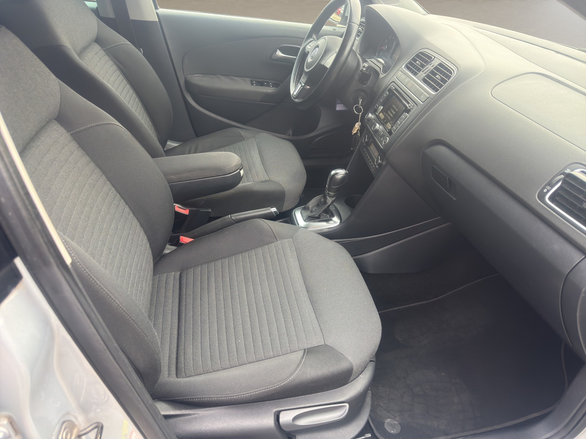 VW Polo 1.2 TSI Comfortline DSG-image-12