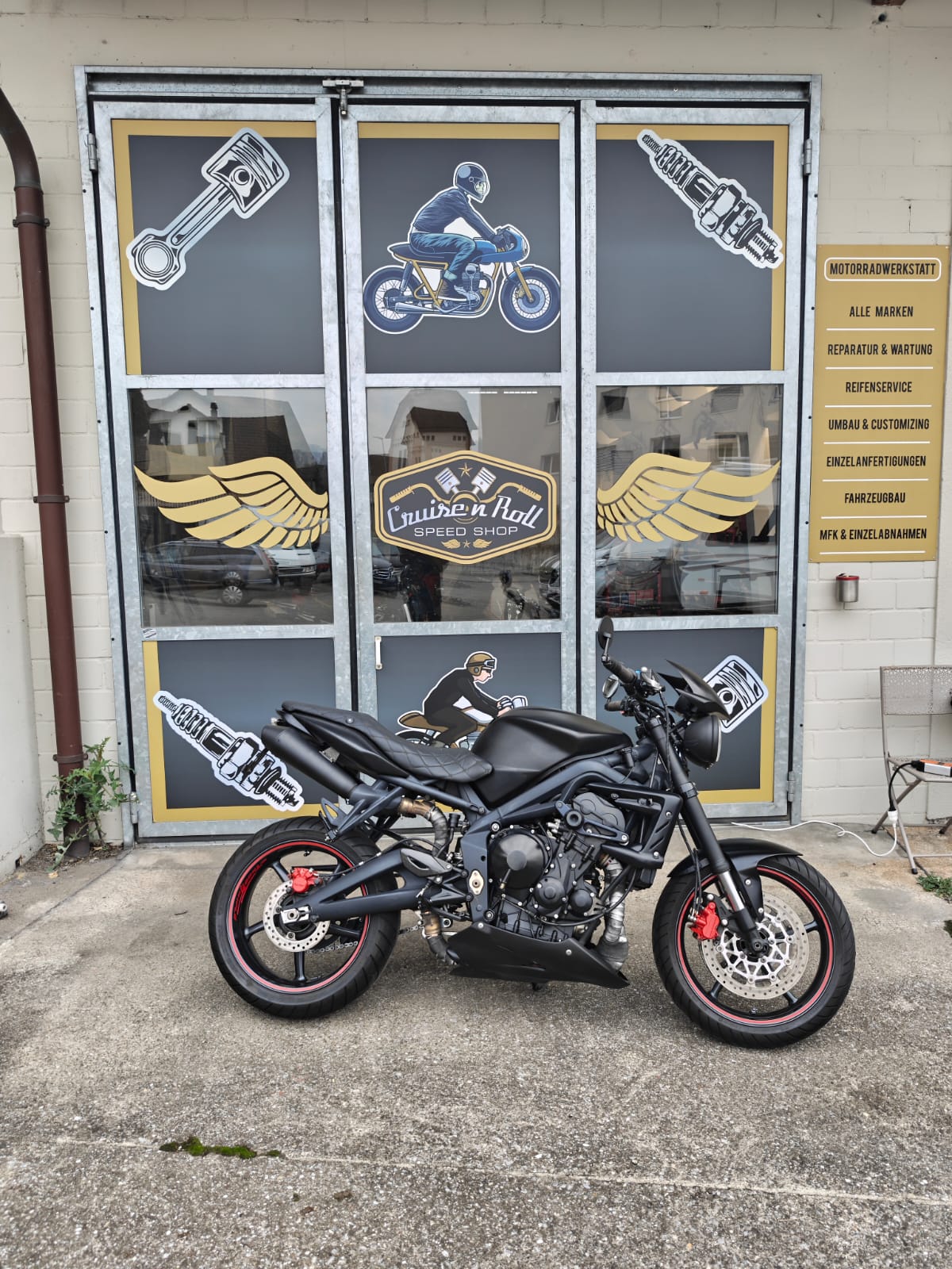 TRIUMPH Street Triple R 675-image-4