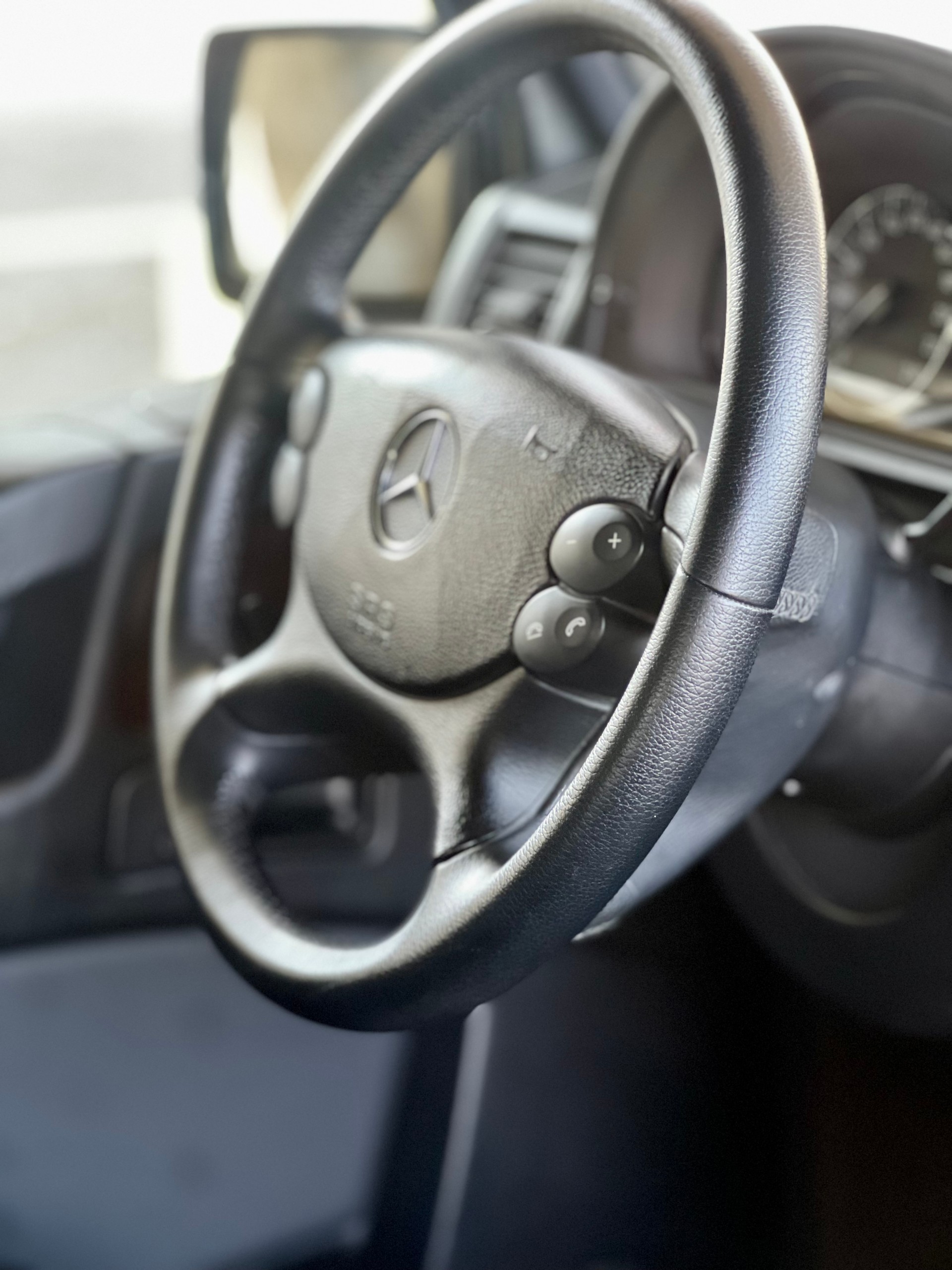 MERCEDES-BENZ G 350 (320) CDI Cabrio 7G-Tronic-image-15