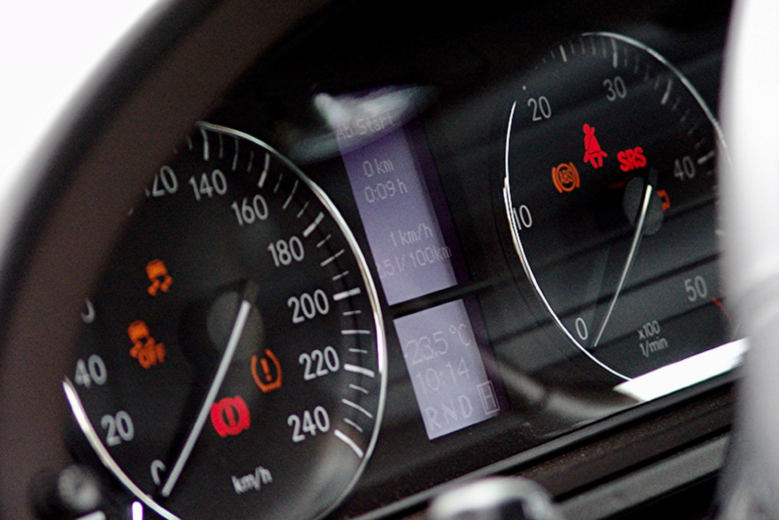 MERCEDES-BENZ G 350 (320) CDI Cabrio 7G-Tronic-image-14