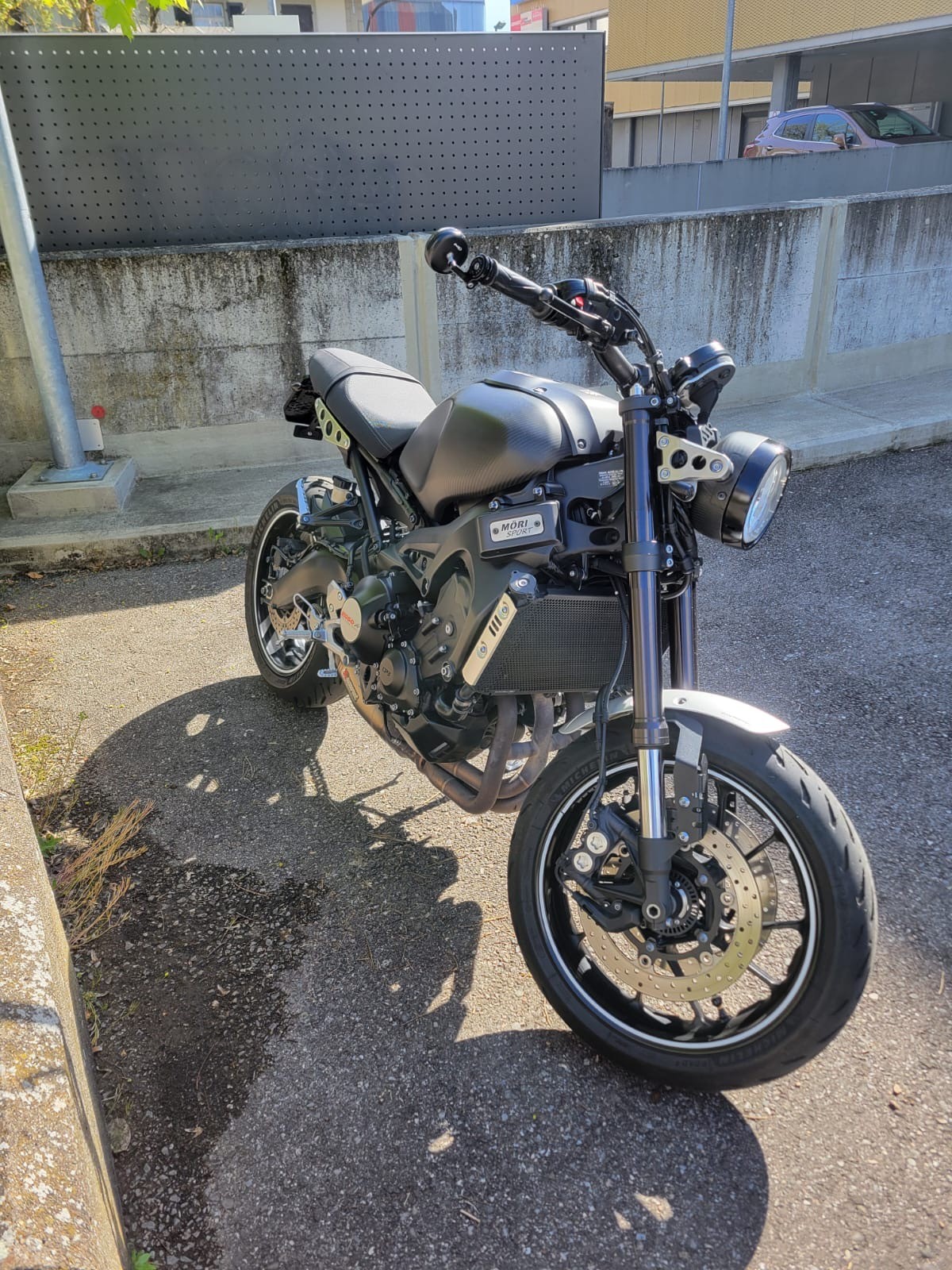 YAMAHA XSR 900-image-2