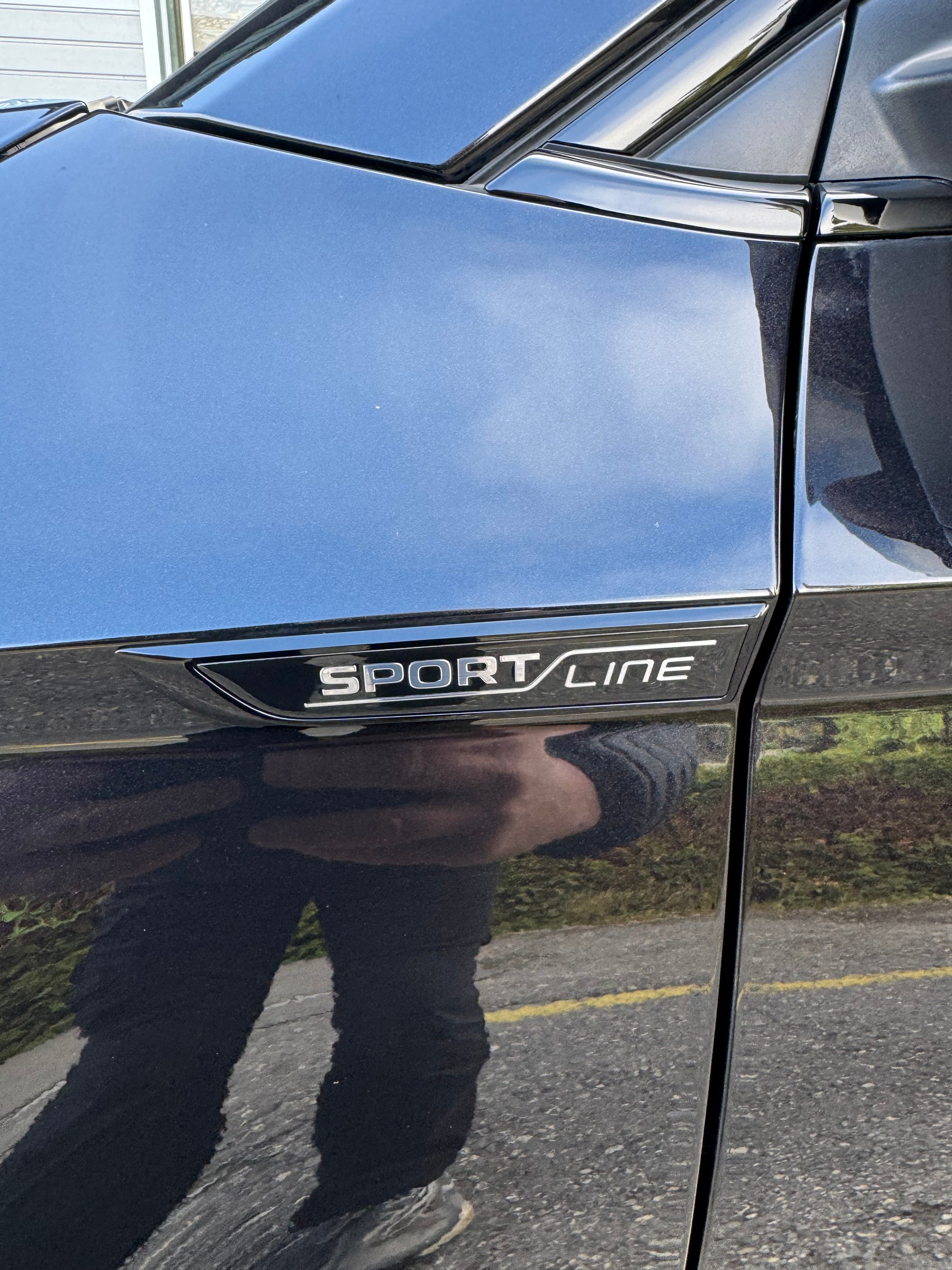 SKODA Karoq 1.5 TSI Sport Line DSG mit Anhängerkupplung 5 Jahre Garantie und 37 % Rabatt !-image-24