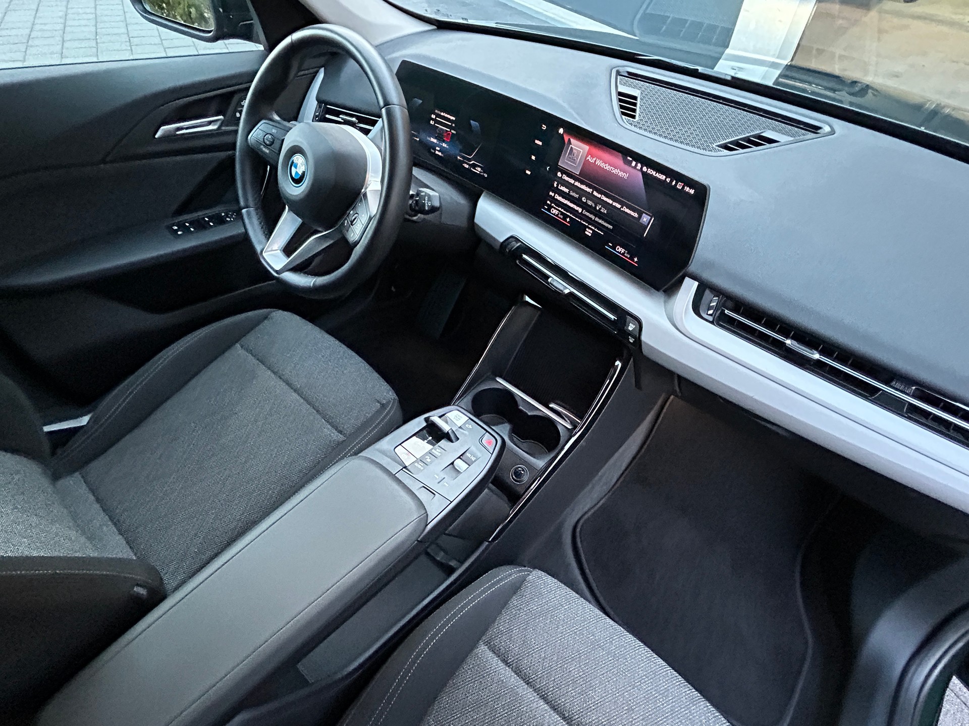 BMW X1 xDrive 25e-image-8