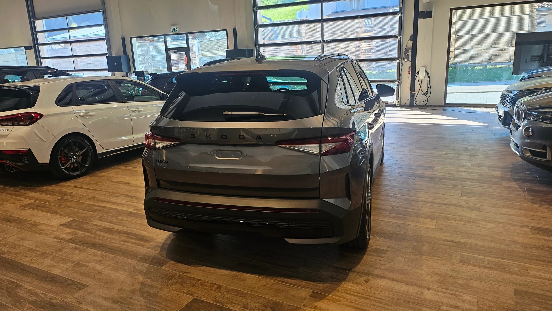 SKODA Elroq RS 4x4-image-19