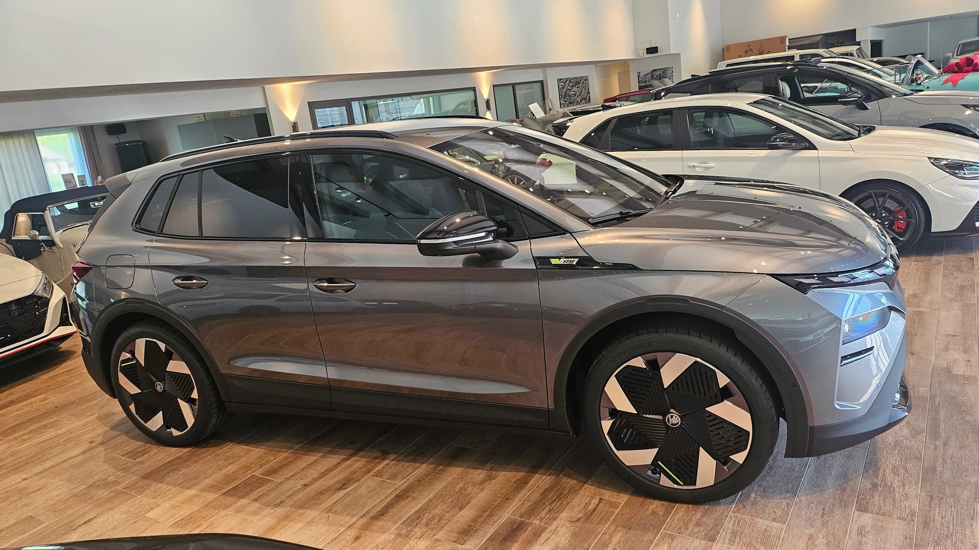 SKODA Elroq RS 4x4-image-15