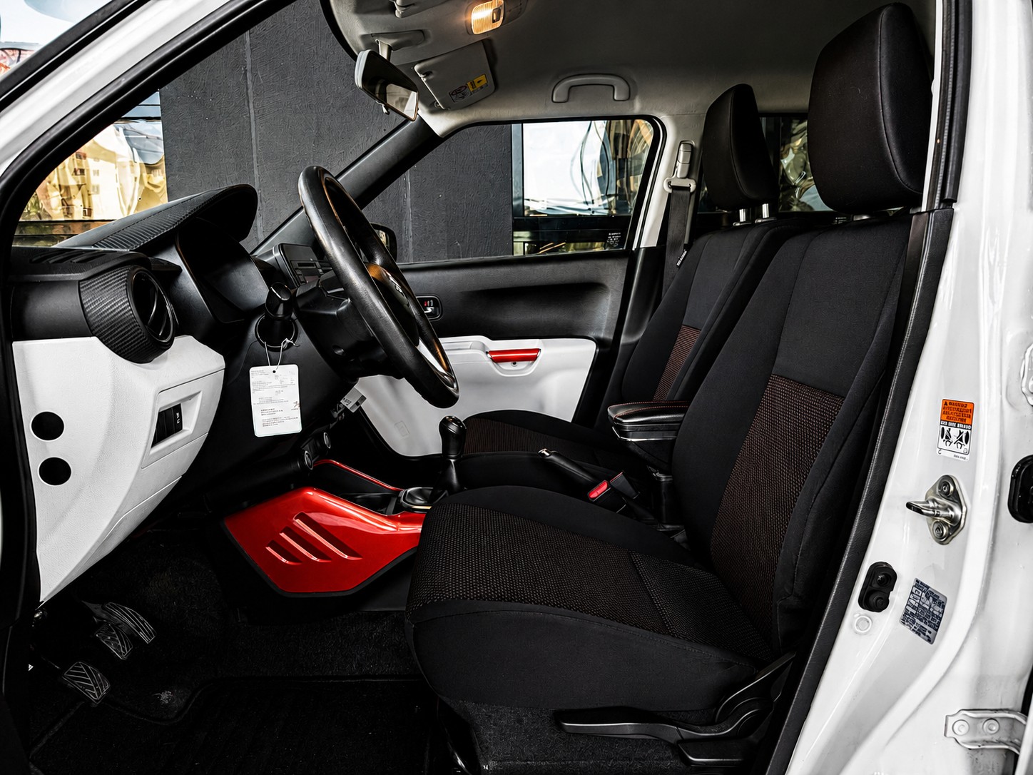 SUZUKI Ignis 1.2i Compact+ 4x4-image-8