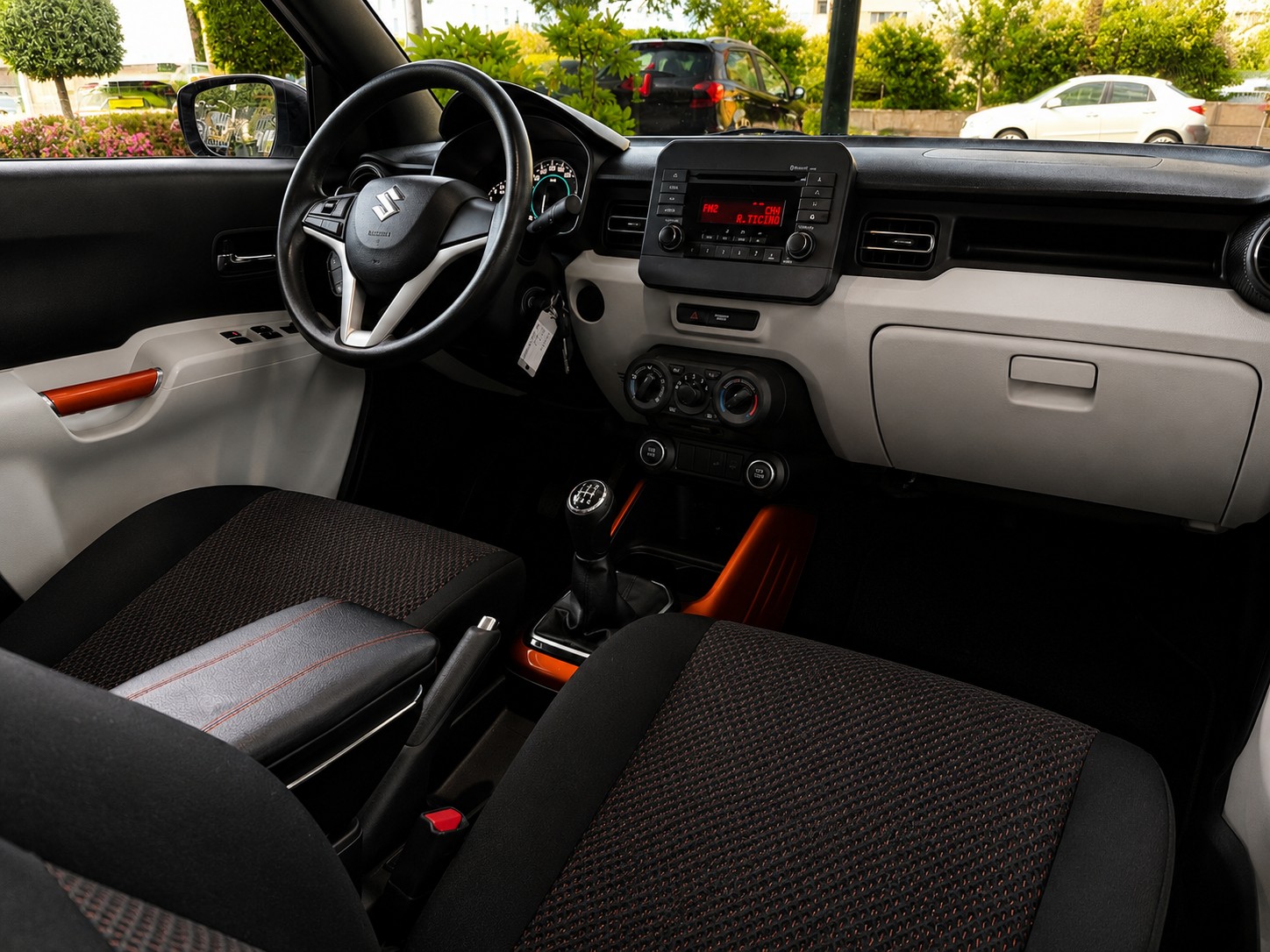 SUZUKI Ignis 1.2i Compact+ 4x4-image-12