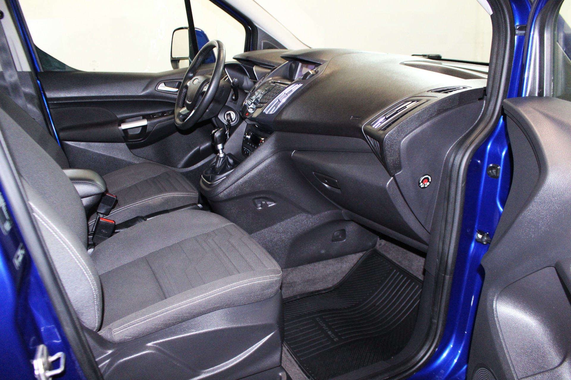 FORD Tourneo Connect 1.0 EcoB 100 Titanium-image-10